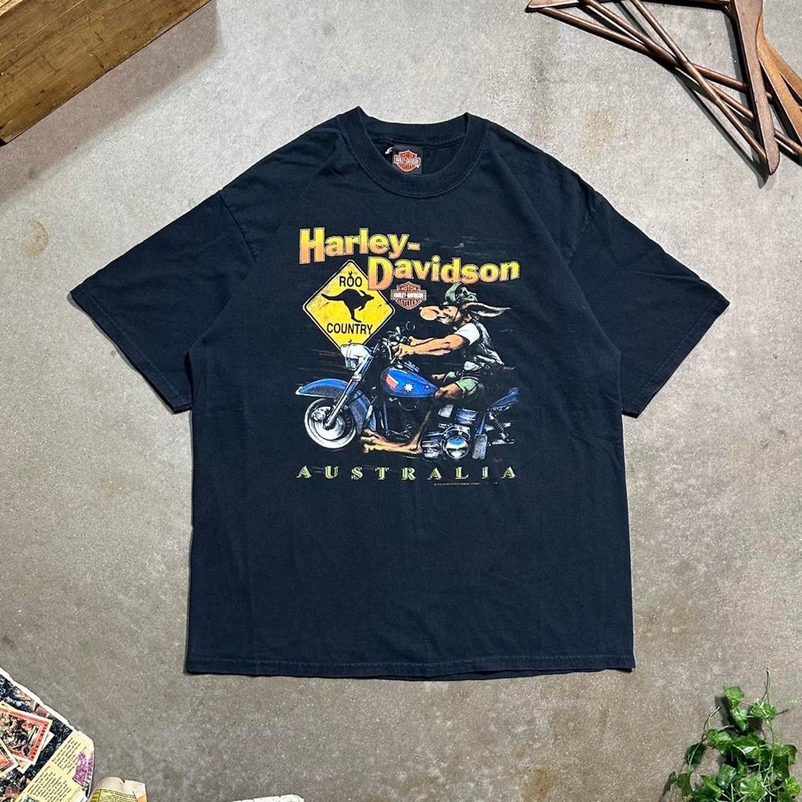 Vintage 90s Harley Davidson Australia Kangaroo Graphic Shirt