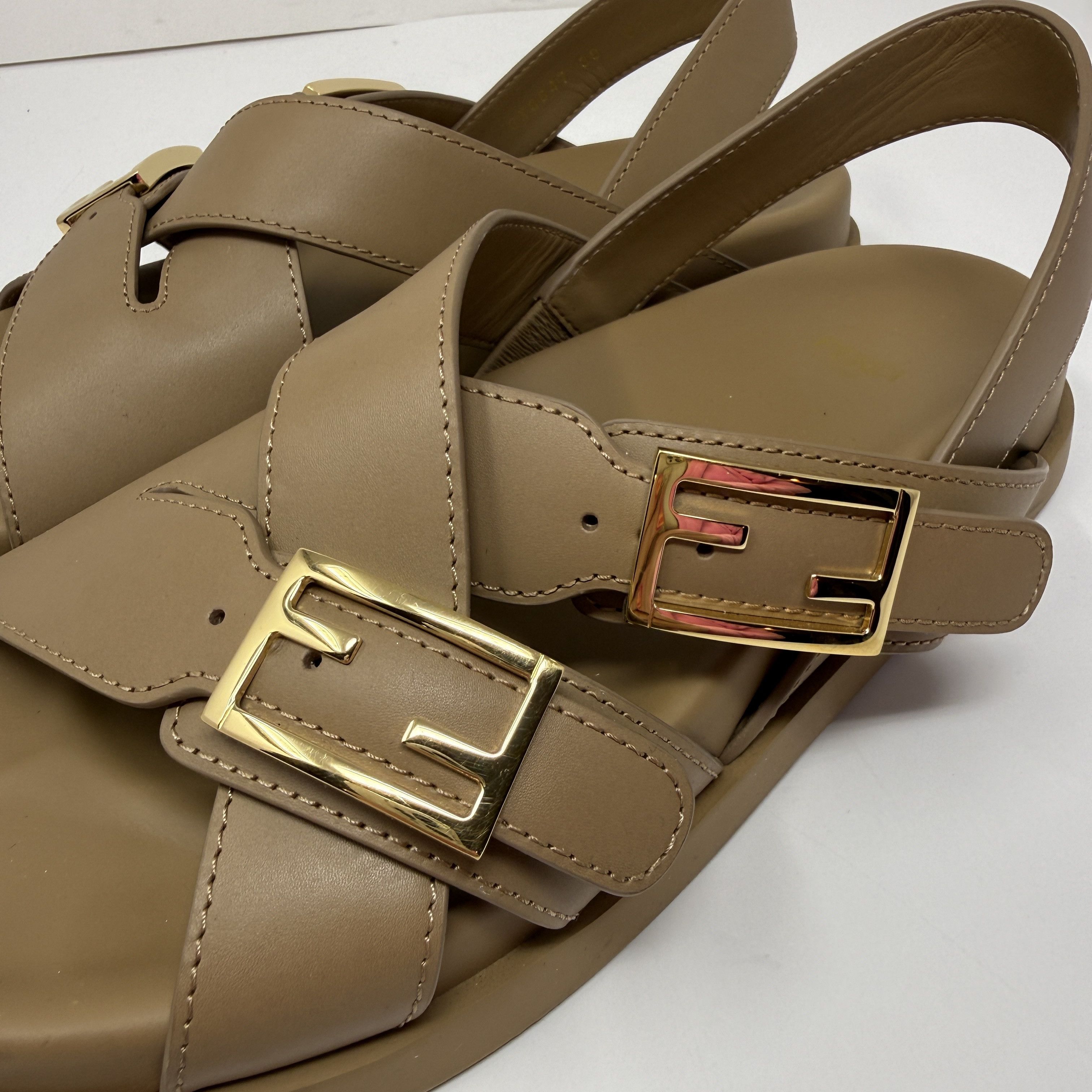 Fendi Fendi Feel Genuine Leather Logo Buckle Size US 9 / IT 39 - 5 Thumbnail