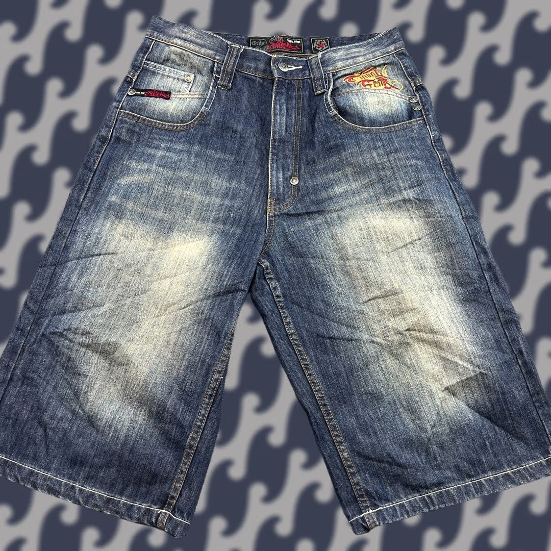 Vintage Tribal Gear Denim Shorts W31 Mens Cargo Distressed Blue Cotton Denim Jeans 38.5in Full Length Regular Rise 8-10 in W32 variant not included Size US 31 - 1 Thumbnail