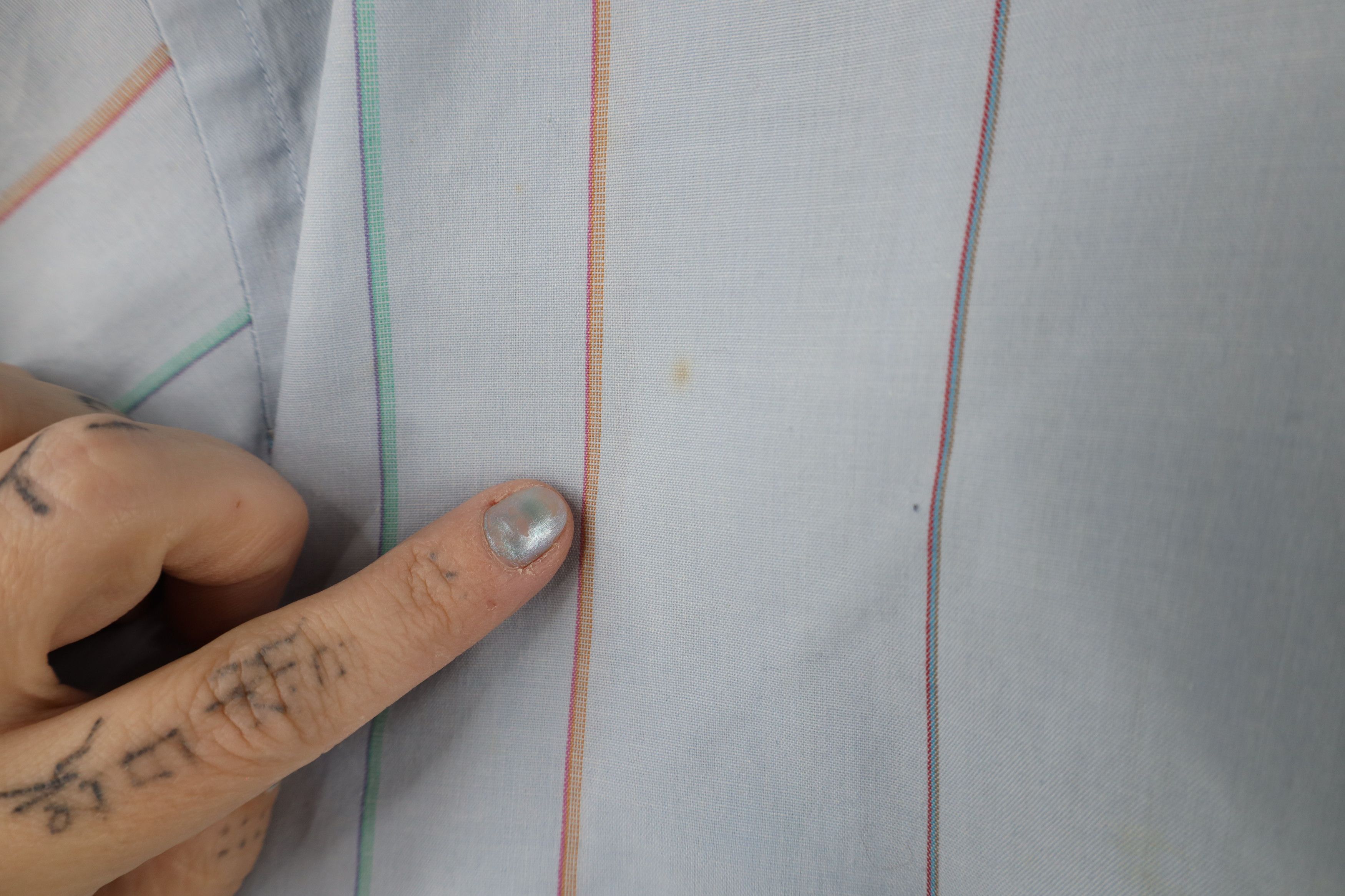 Vintage Vintage 90s Streetwear Rainbow Striped Button Shirt Size US M / EU 48-50 / 2 - 6 Thumbnail