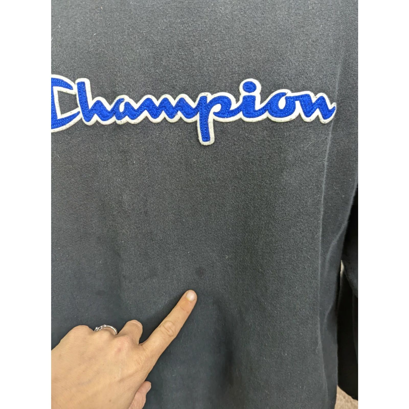 Champion VINTAGE Champion Spell Out Crewneck Sweatshirt Unisex Adults 2XL Black Sweatshirt Reversible 2000s Mens Womens Size US XXL / EU 58 / 5 - 3 Thumbnail