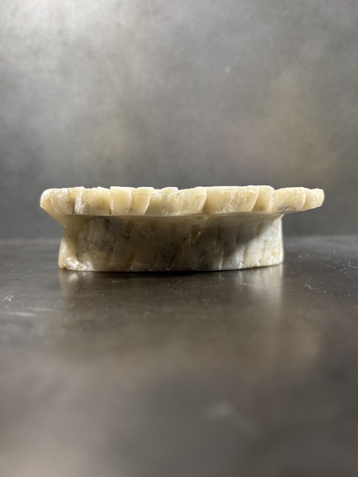 Vintage Carved Vintage Stone Ashtray Chinese Alabaster Soapstone 60s Size ONE SIZE - 12 Thumbnail
