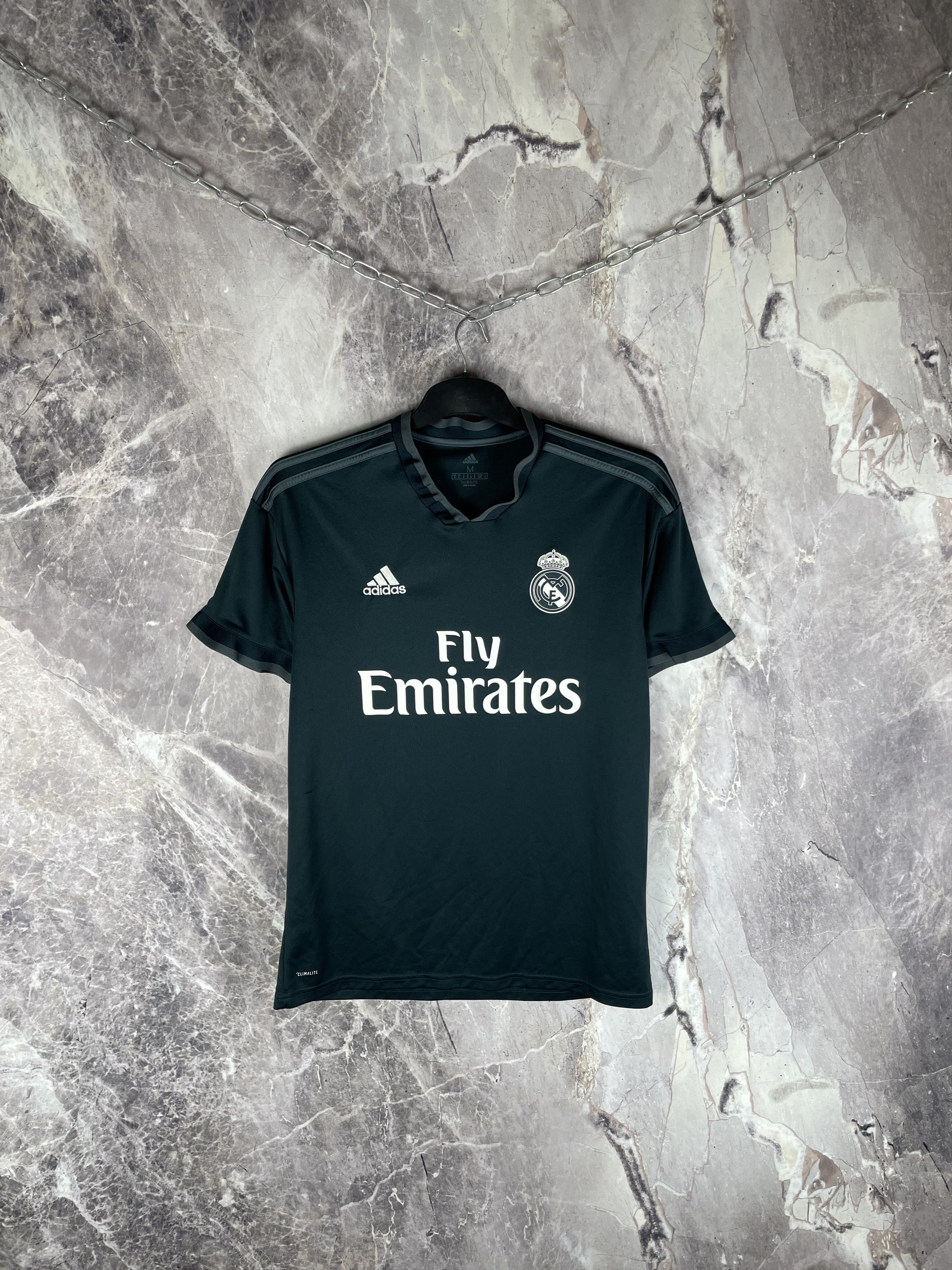 Adidas Real Madrid Adidas Soccer Jersey Shirt 2018 Size US M / EU 48-50 / 2 - 1 Thumbnail