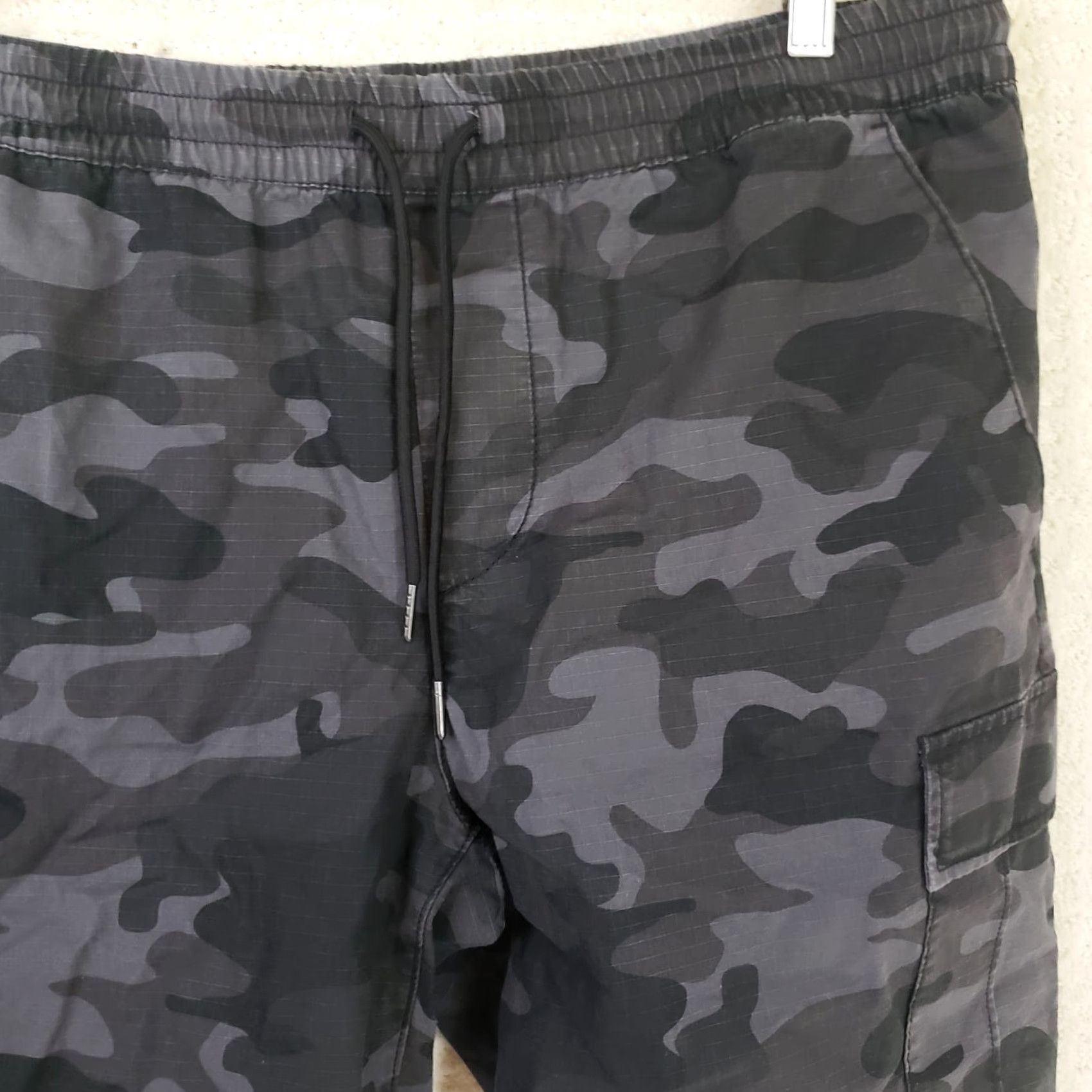 Vintage Lazer Cargo Shorts MEN'S L BLACK CAMO 36X11 100% COTTON Drawstring Pockets Cargo Shorts Regular Rise Vintage: No Size US 33 - 4 Thumbnail