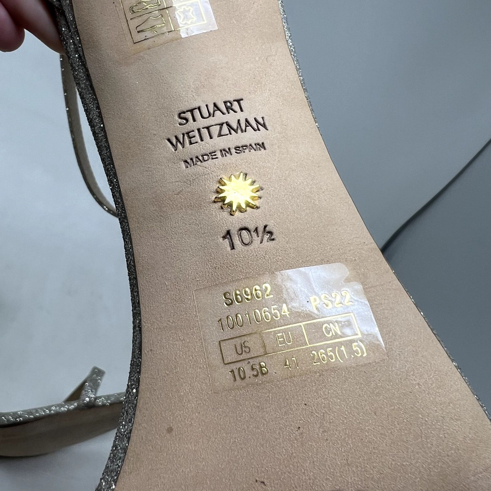 Stuart Weitzman Stuart Weitzman nudistsong heels size 10.5 platinum glitter Size US 10.5 / IT 40.5 - 5 Thumbnail