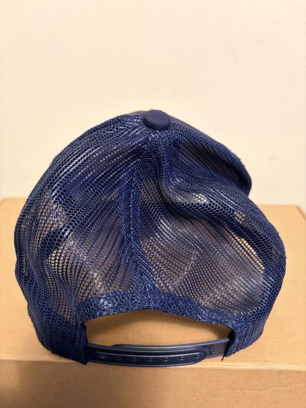 Bass Pro Shops Bass Pro Shops Mesh Trucker Cap - Navy Blue Size ONE SIZE - 2 Thumbnail