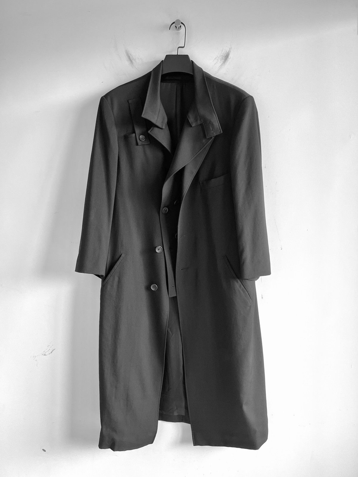 Yohji Yamamoto Yohji Yamamoto Homme Gabardine Left Double Spare Stand Coat Size US S / EU 44-46 / 1 - 1 Thumbnail