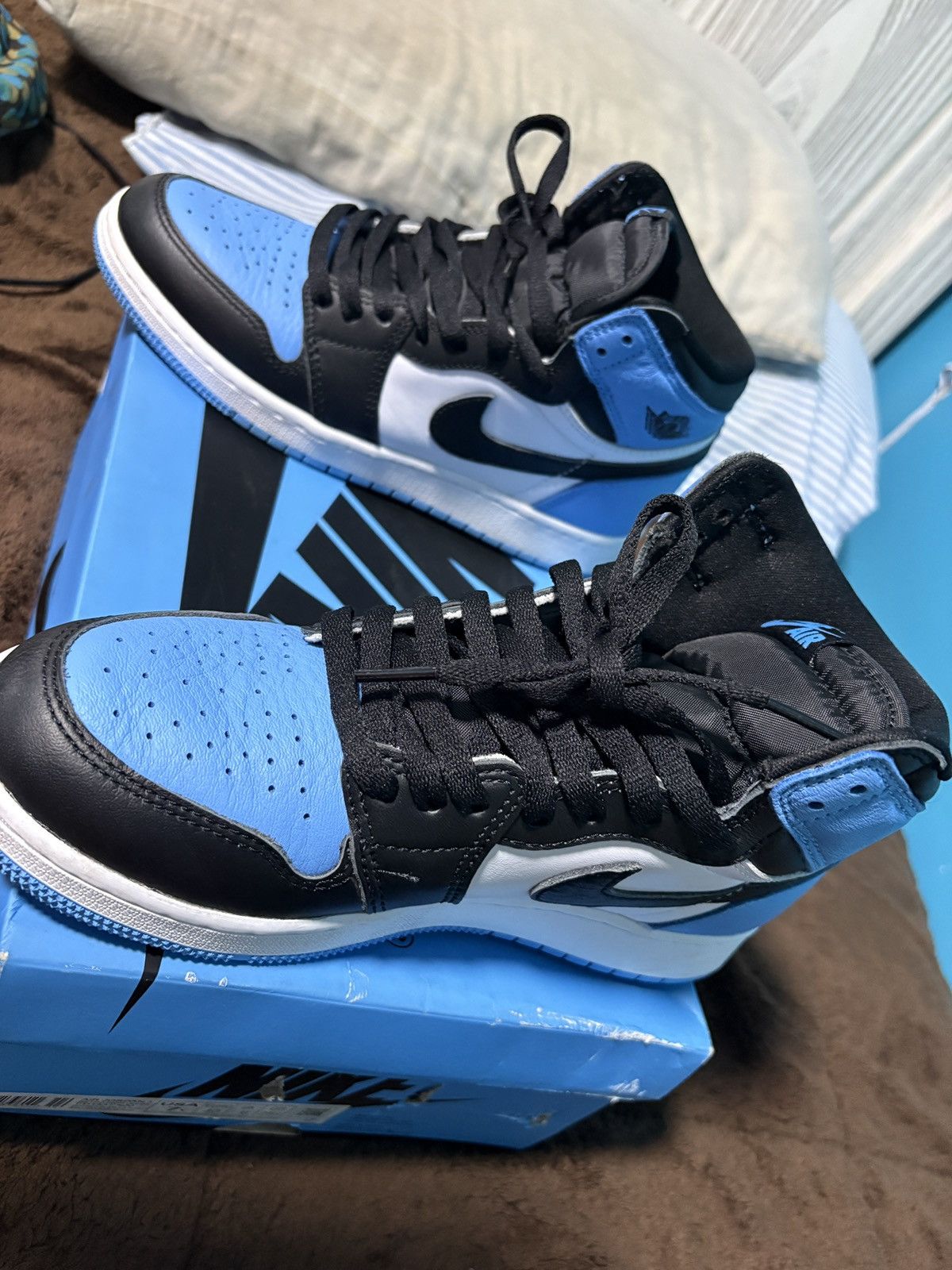 Jordan Brand Air jordan 1 Retro High OG GS Size US 7 / EU 40 - 6 Thumbnail