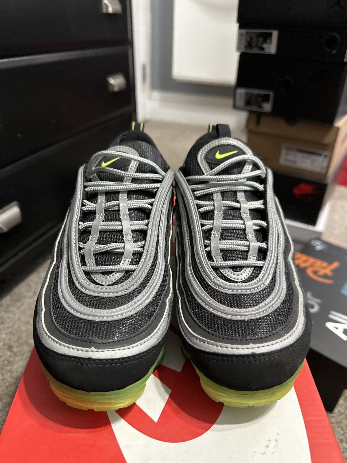 Nike Air Vapormax ‘97 Size US 7.5 / EU 40-41 - 3 Thumbnail