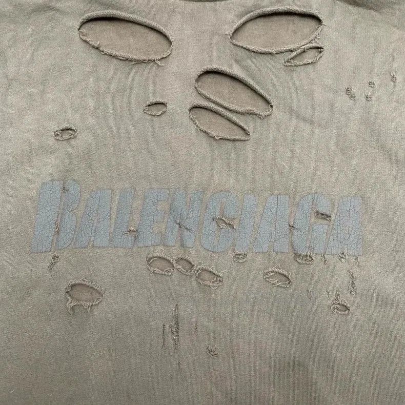 Balenciaga Balenciaga Brown Distressed Hoodie. Size US M / EU 48-50 / 2 - 6 Thumbnail