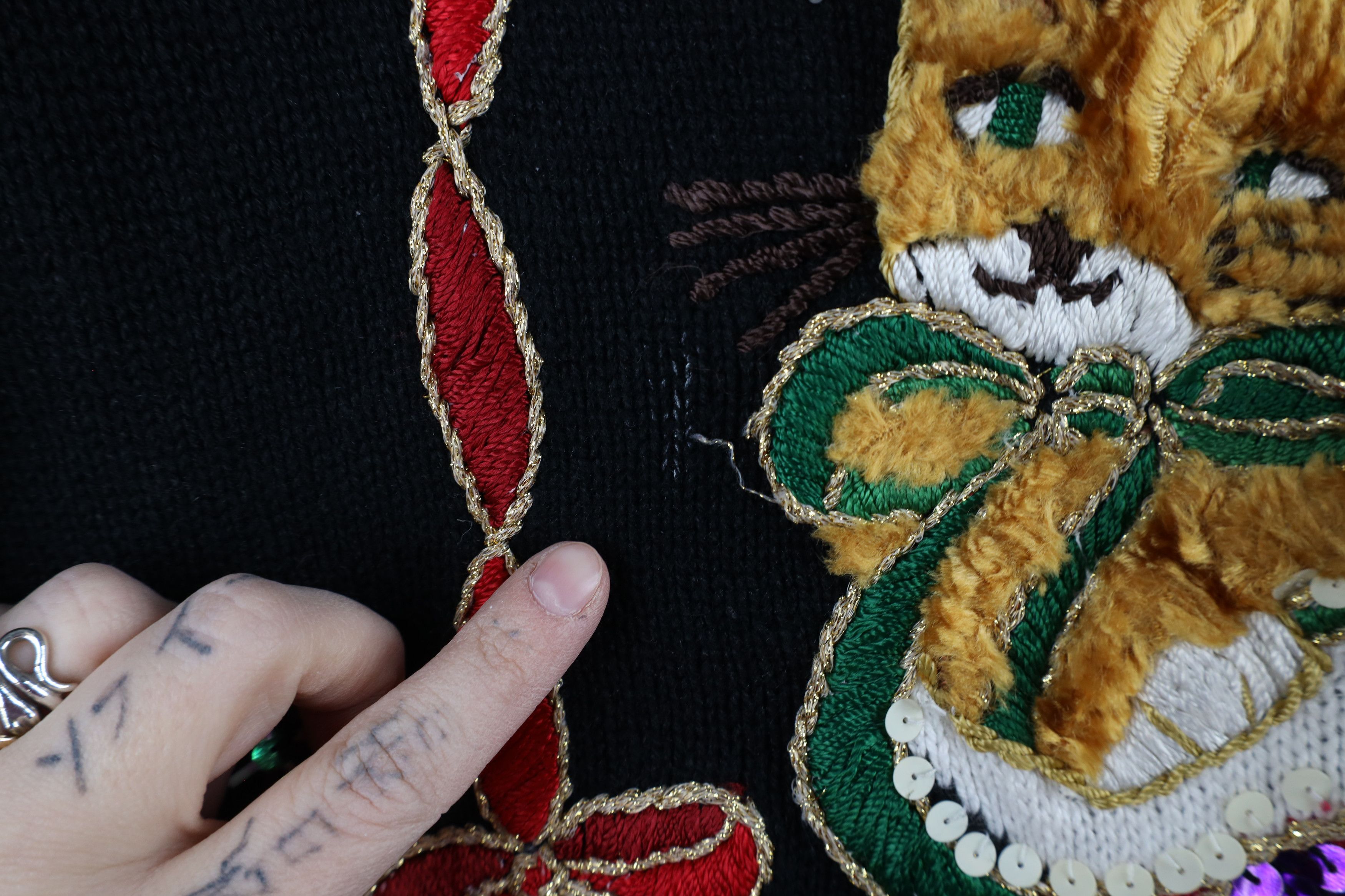 Vintage Vintage 90s Cat Kitten Stocking Beaded Knit Sweater Black Size S / US 4 / IT 40 - 11 Thumbnail