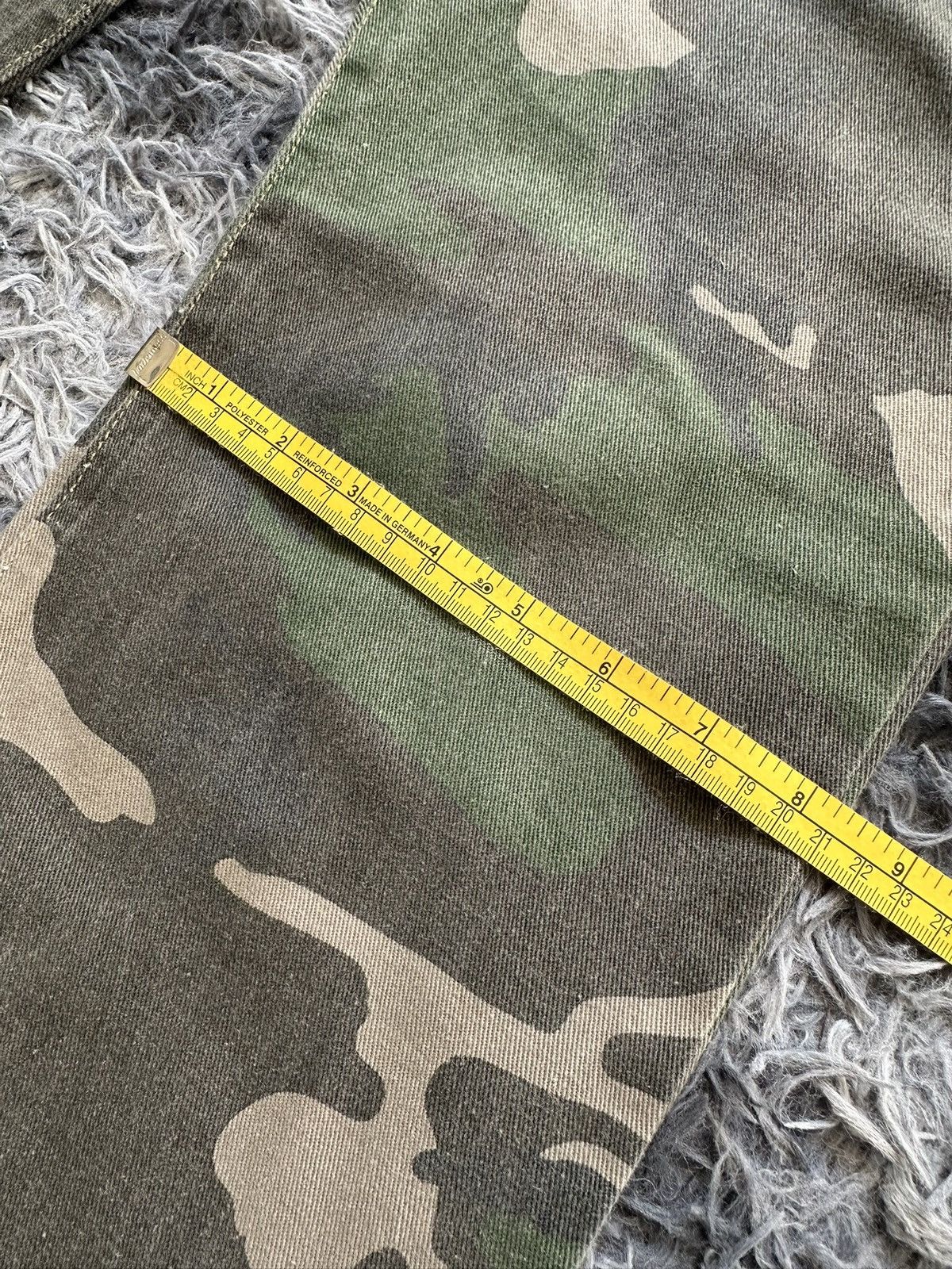 If Six Was Nine 2000's Oririn Jeans - jrock camo pant Size US 31 - 17 Thumbnail
