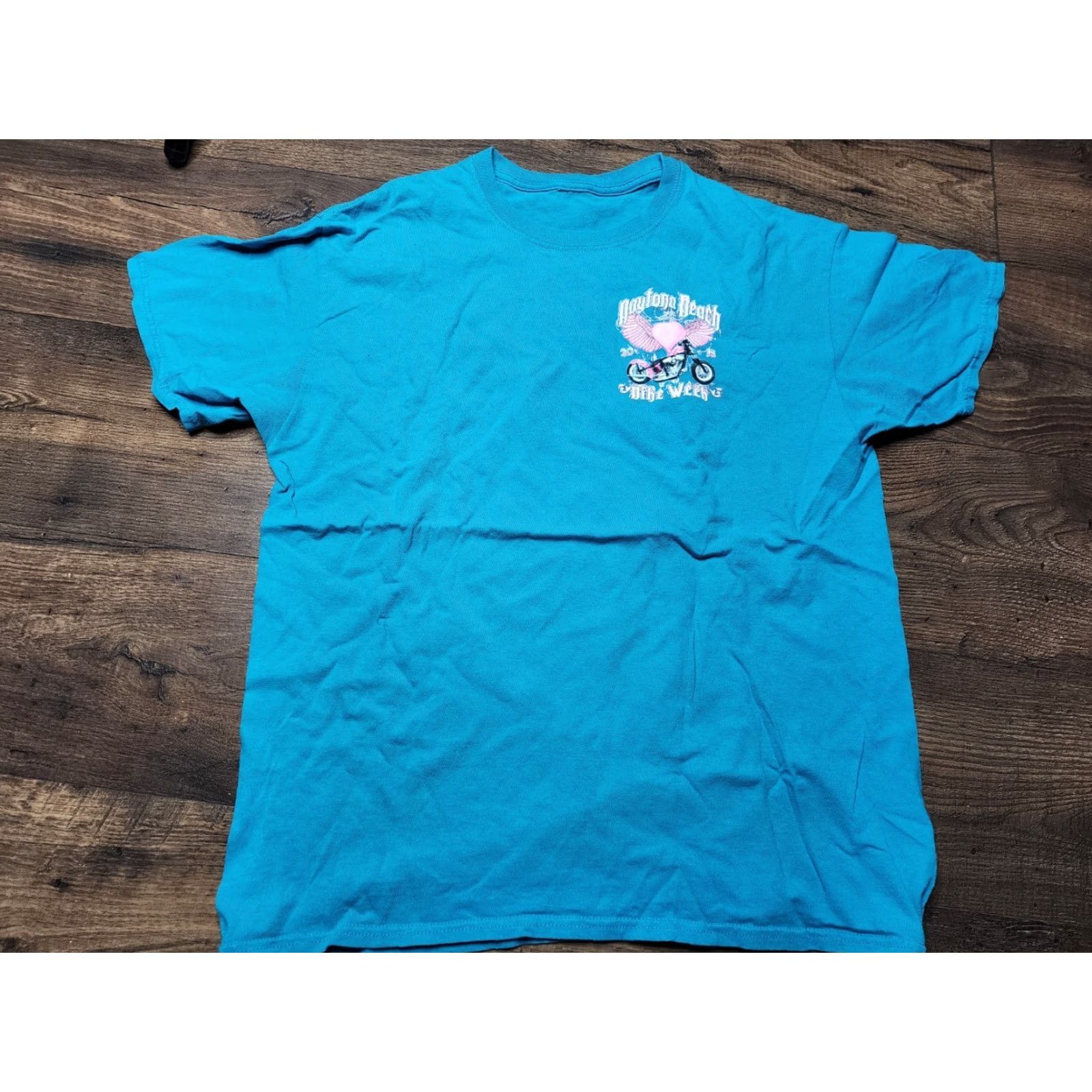 Gildan VINTAGE Daytona Beach Bike Week 2018 77th Annual Women's T-Shirt Harley Davidson Motorcycle Logo Blue Casual All Seasons Size L Size L / US 10 / IT 46 - 4 Thumbnail
