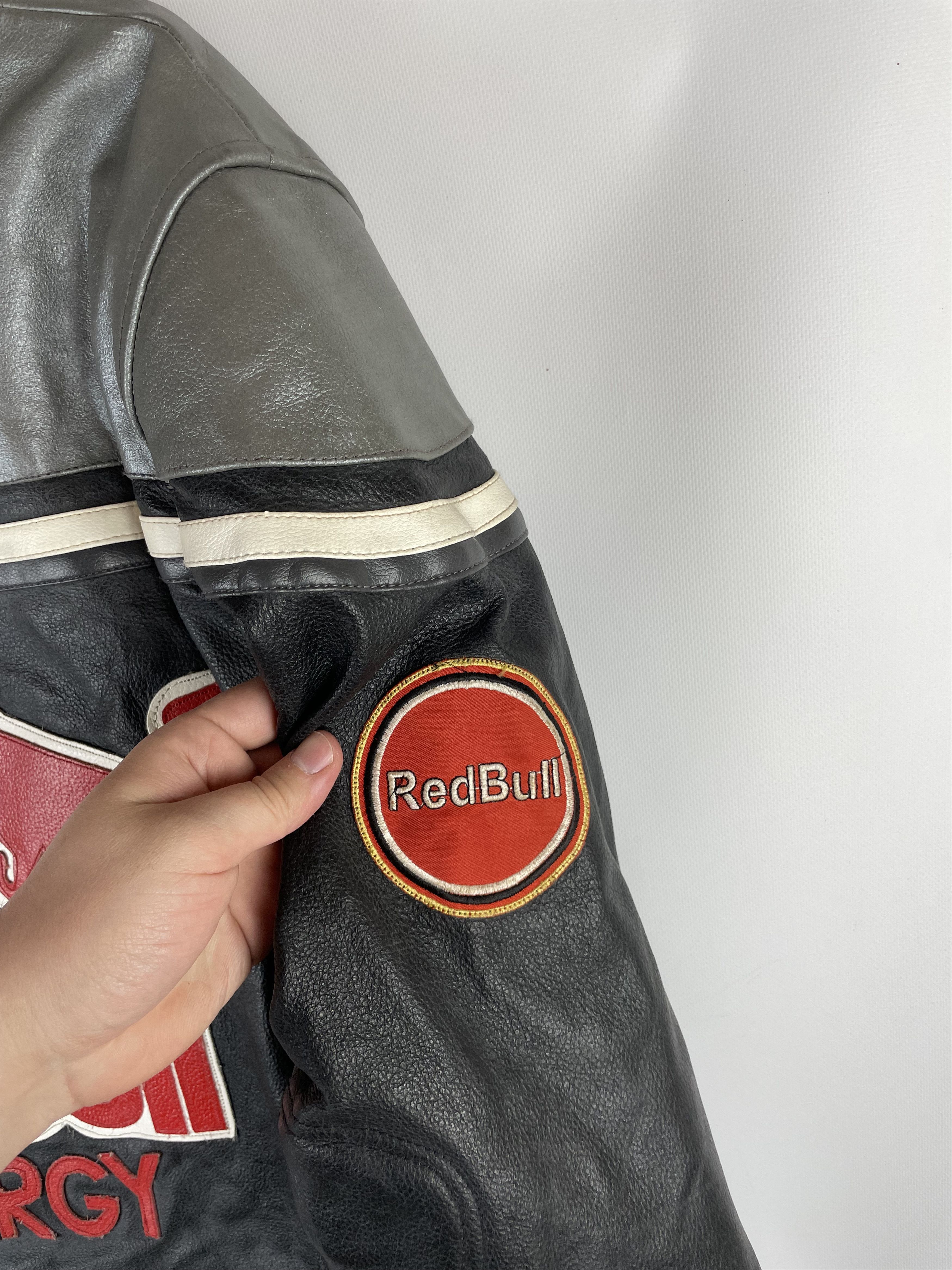 NASCAR Vintage Red Bull Leather Jacket Streetwear Size US XXL / EU 58 / 5 - 10 Thumbnail