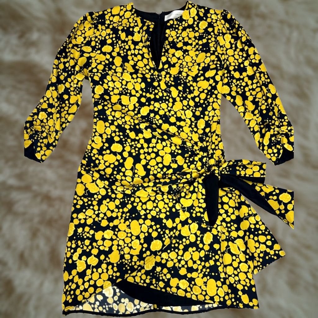 Victoria Beckham Victoria Beckham Mini Dress 3/4 Sleeve Faux Wrap Sz 4 Yellow Blue Crepe Dress Women Size S / US 4 / IT 40 - 1 Thumbnail
