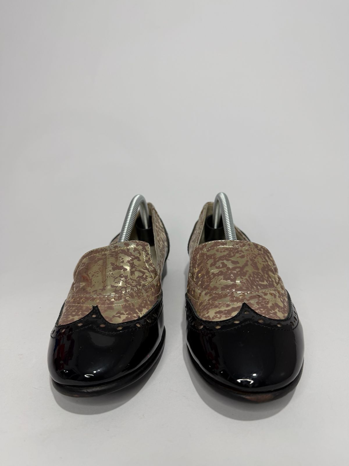 Chanel Chanel Metallic Gold & Black Cap-Toe Loafers Brogue 37EU Size US 7 / IT 37 - 2 Thumbnail