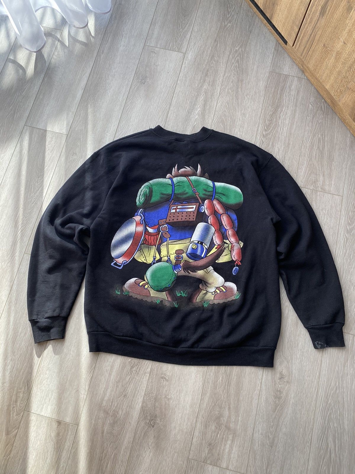 Vintage × Warner Bros Vintage 1992 Taz Travel Sweatshirt Size US XL / EU 56 / 4 - 7 Thumbnail