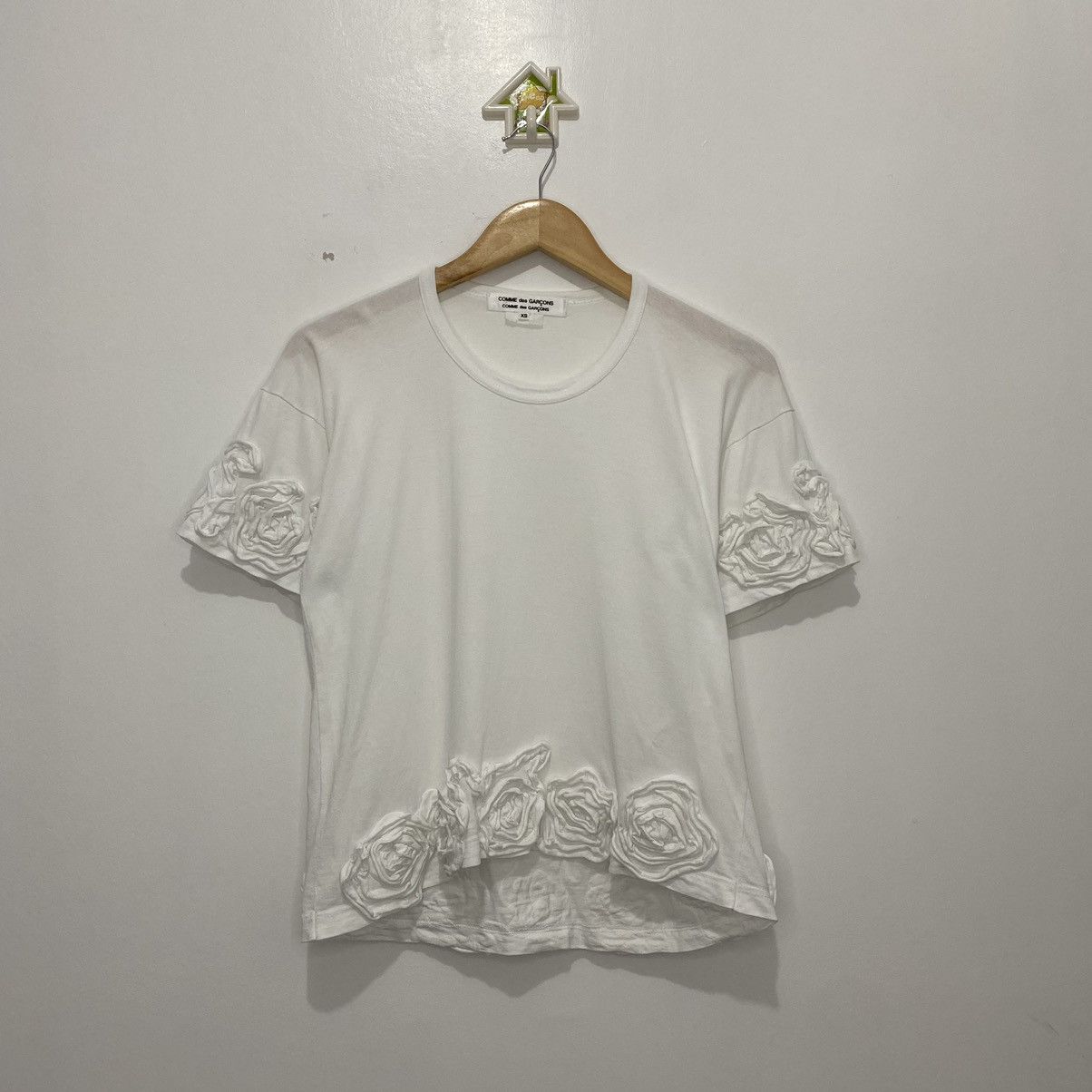 Comme des Garcons Comme des Garçons Rose Tee Size XS / US 0-2 / IT 36-38 - 1 Thumbnail