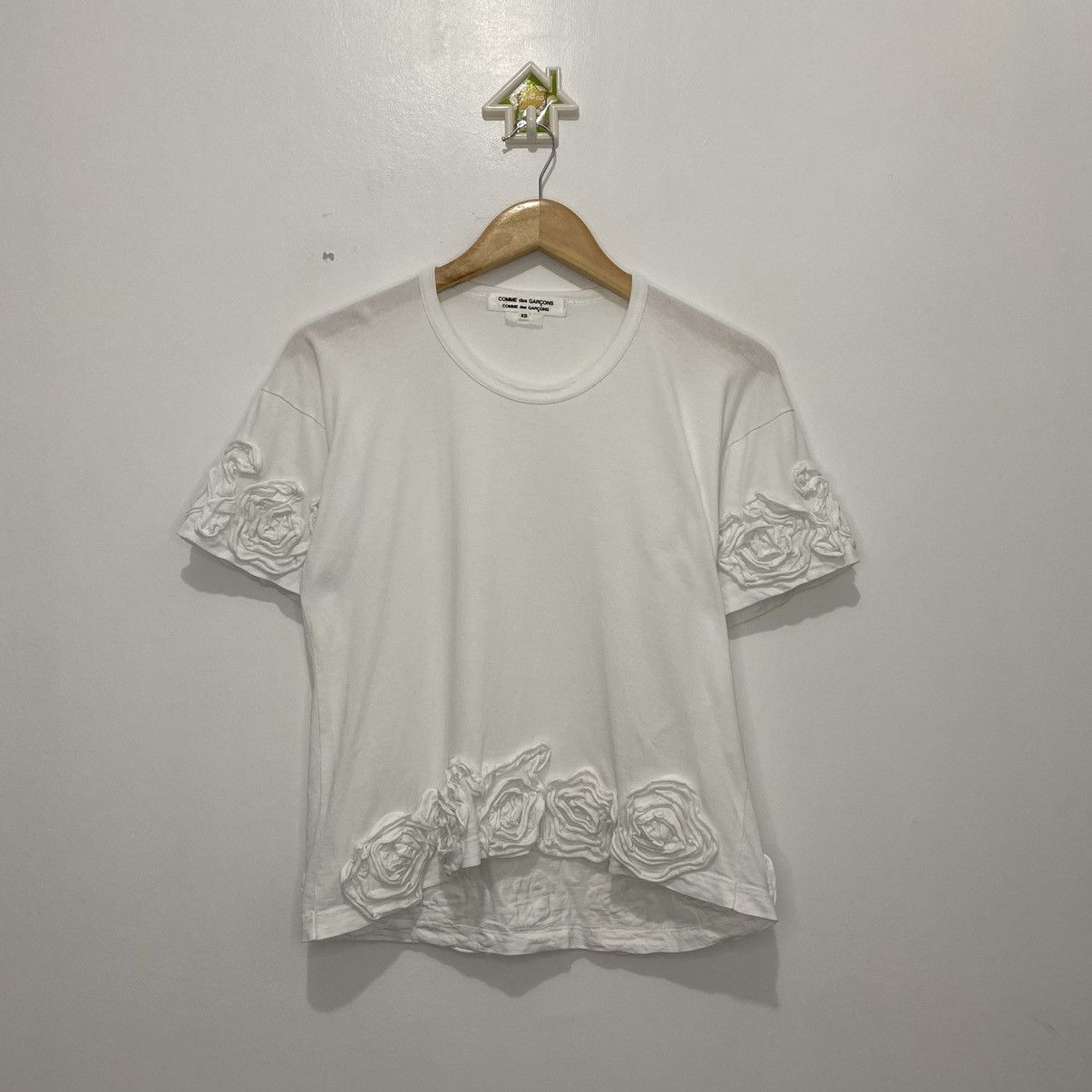 image of Comme Des Garcons Comme Des Garçons Rose Tee in White, Women's (Size XS)