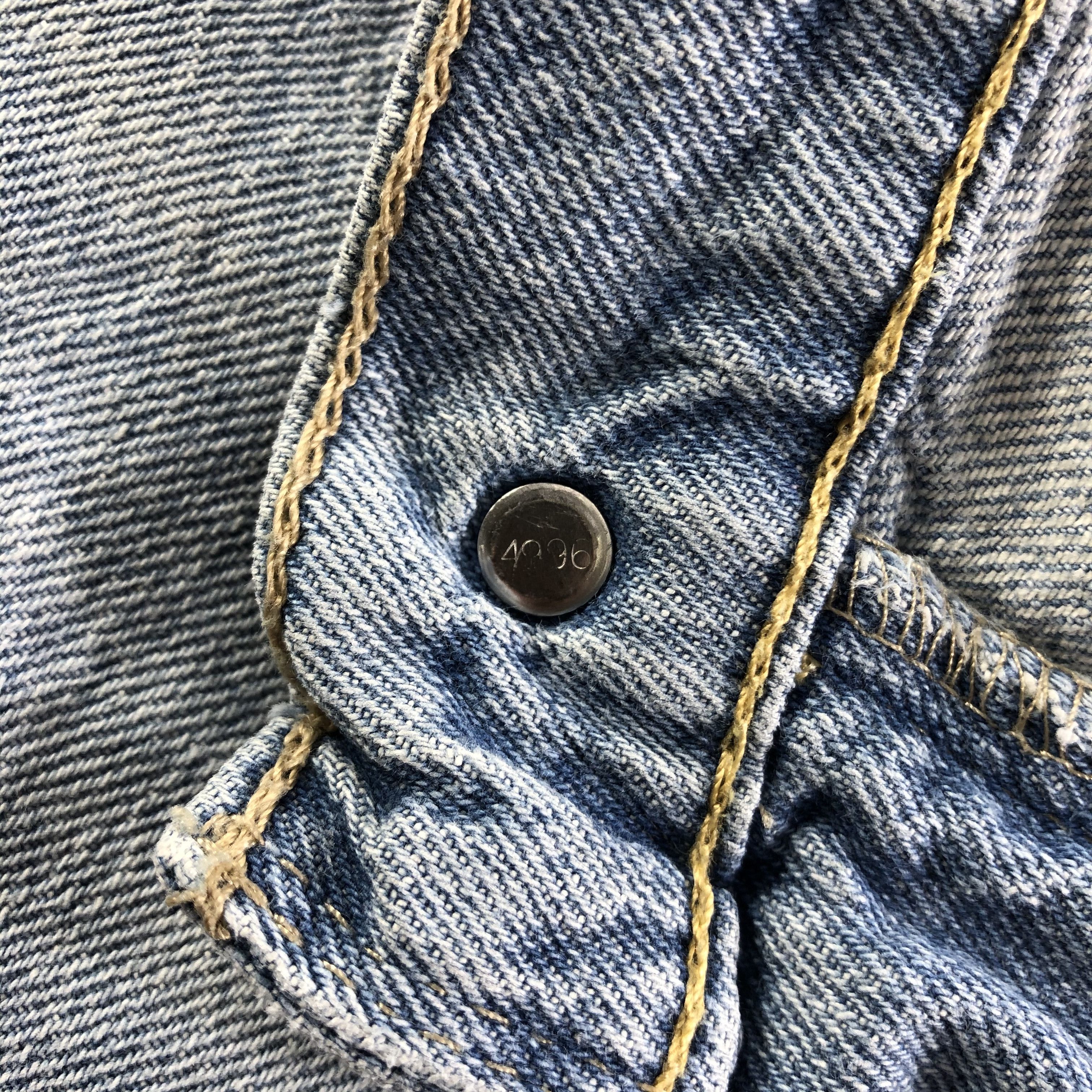 Levi's × Vintage Vintage Light Wash Levis 559 Jeans-JM3362 Size US 36 / EU 52 - 8 Thumbnail
