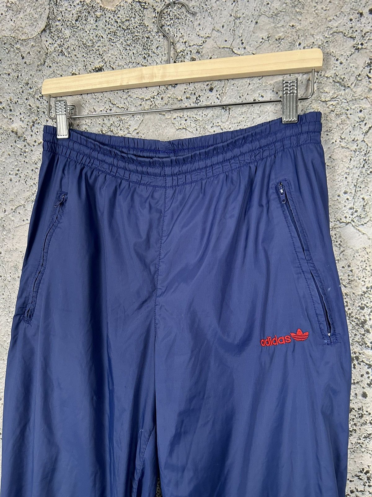 Adidas Vintage 90s Adidas Sweatpants Nylon Rap Drill Baggy Size US 34 / EU 50 - 3 Thumbnail