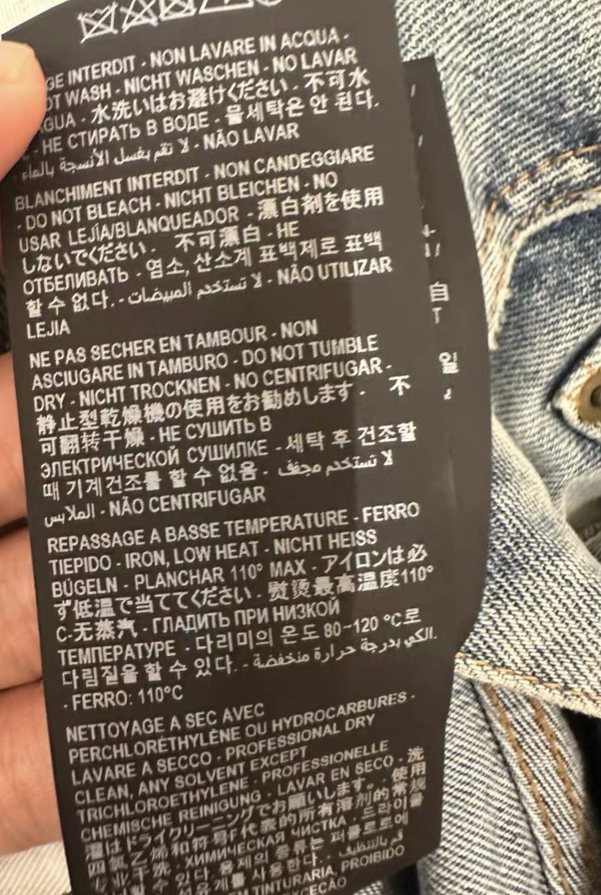 Saint Laurent SLP FW20 D18 Single Knee Distressed Blue Denim
