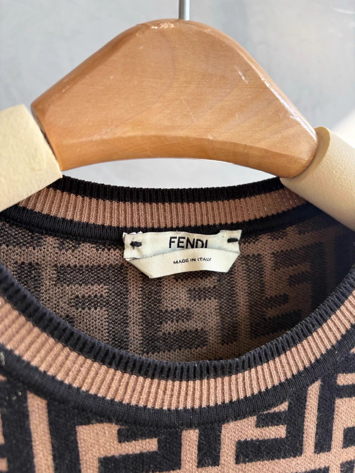 Fendi Fendi Classic All Over Logo Longsleeve Top 42 Size M / US 6-8 / IT 42-44 - 4 Thumbnail