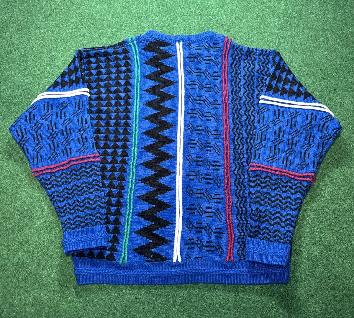 Coogi × Vintage Vintage Concrete 3D Cable Knit Coogi Style Sweater Size L / US 10 / IT 46 - 4 Thumbnail