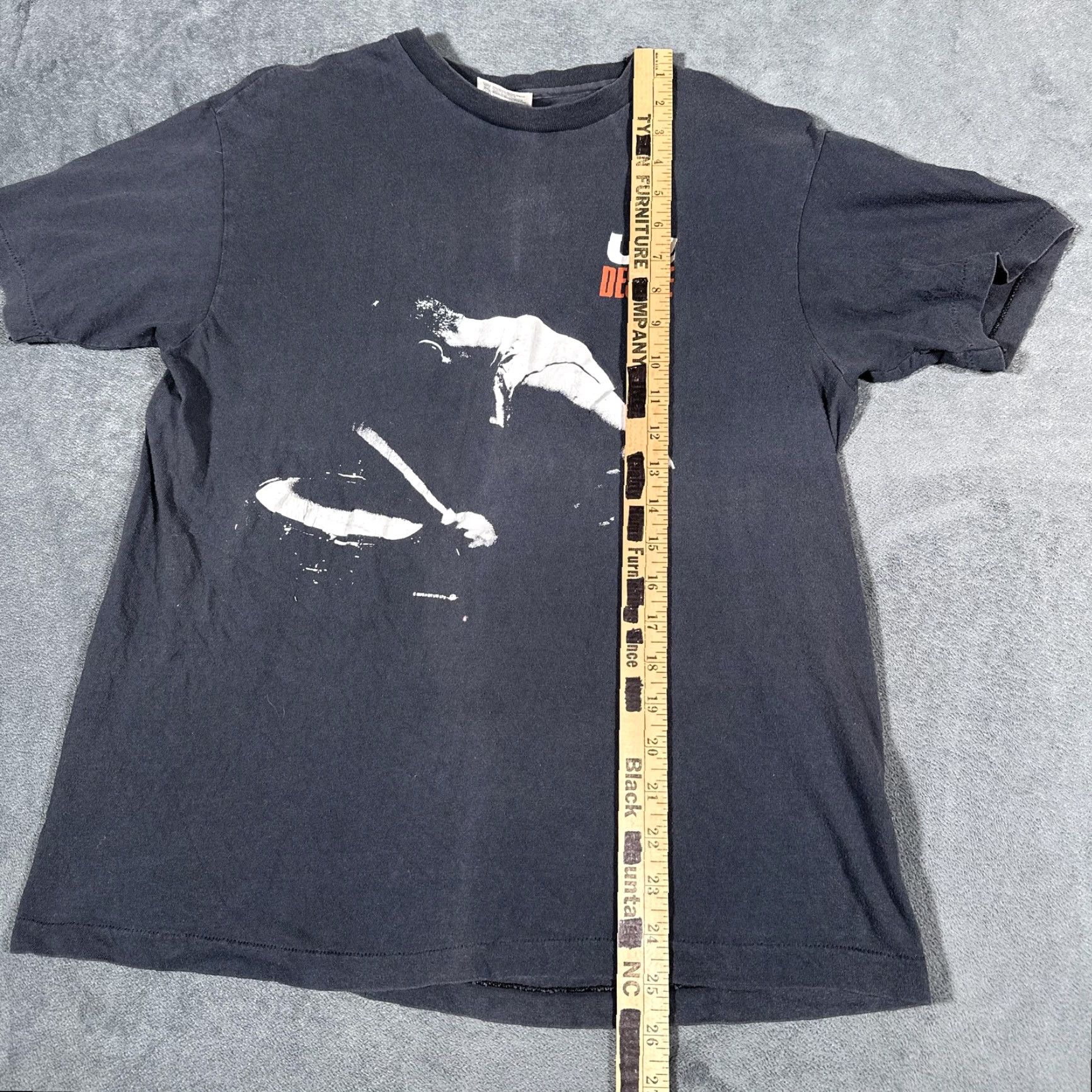 Hanes VINTAGE U2 Shirt Mens Medium Black Desire Band Single Stitch Hanes Made USA 80s Mens Medium Black U2 Desi re 1989 Graphic Tee 80s Music Size US M / EU 48-50 / 2 - 7 Thumbnail