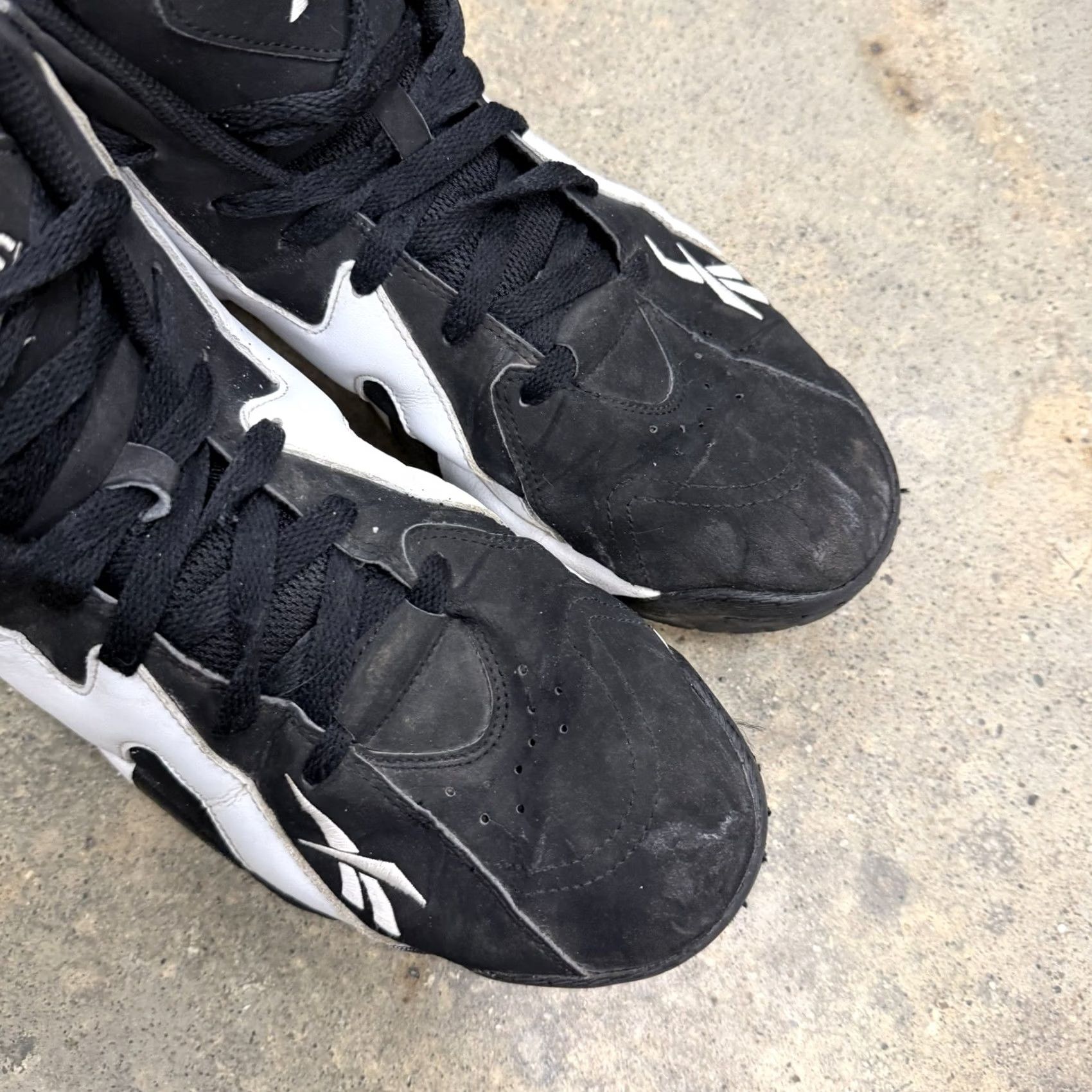 Adidas adidas Kamikaze 2 OG Retro Black White 2020 Size 11 Black White FV2969 Shoes Mens Athletic Sneakers Suede Kamikaze 2 Reebok Size US 10 / EU 43 - 4 Thumbnail