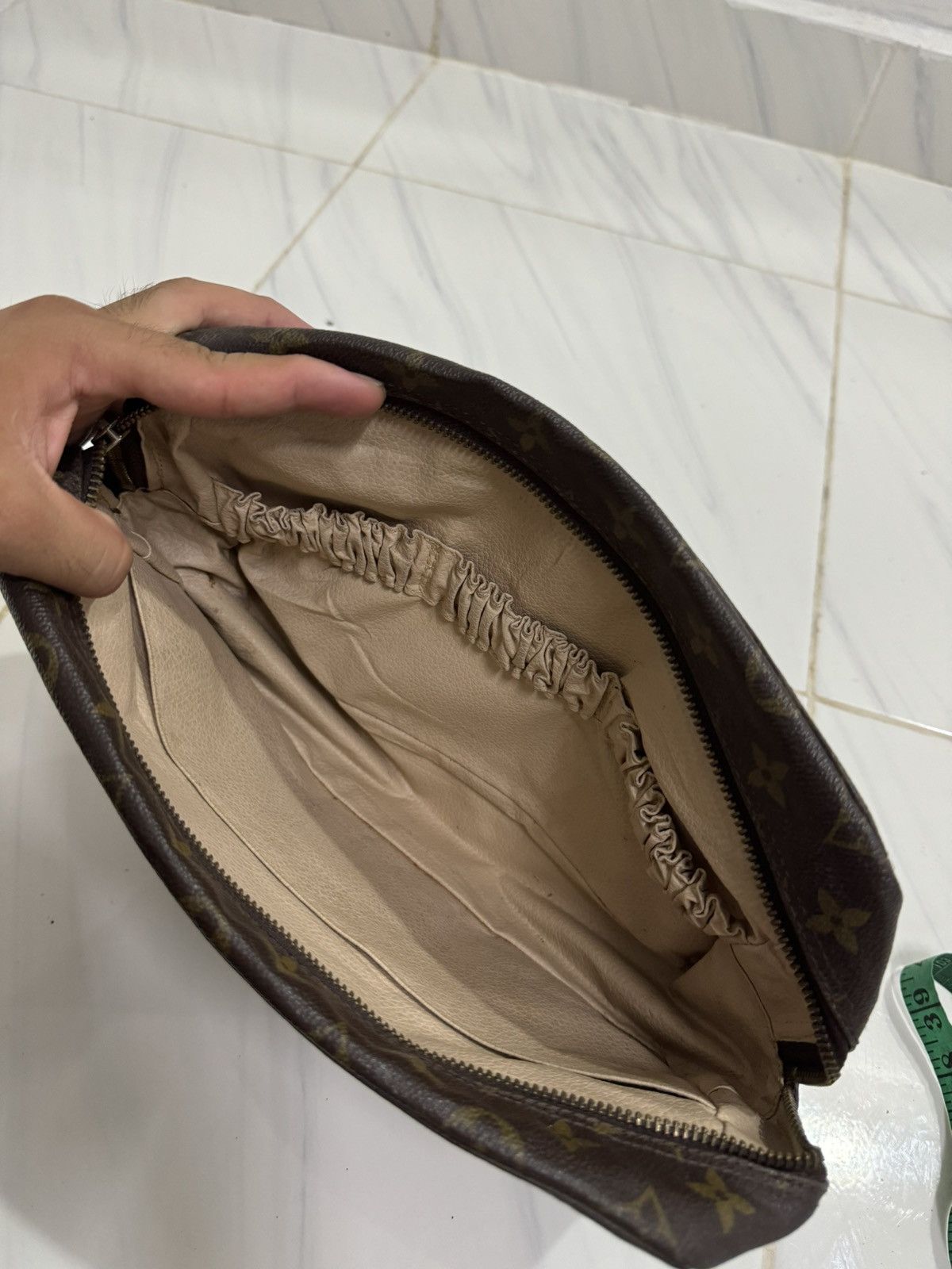 Louis Vuitton LOUIS VUITTON CLUTCH BAG Size ONE SIZE - 5 Thumbnail