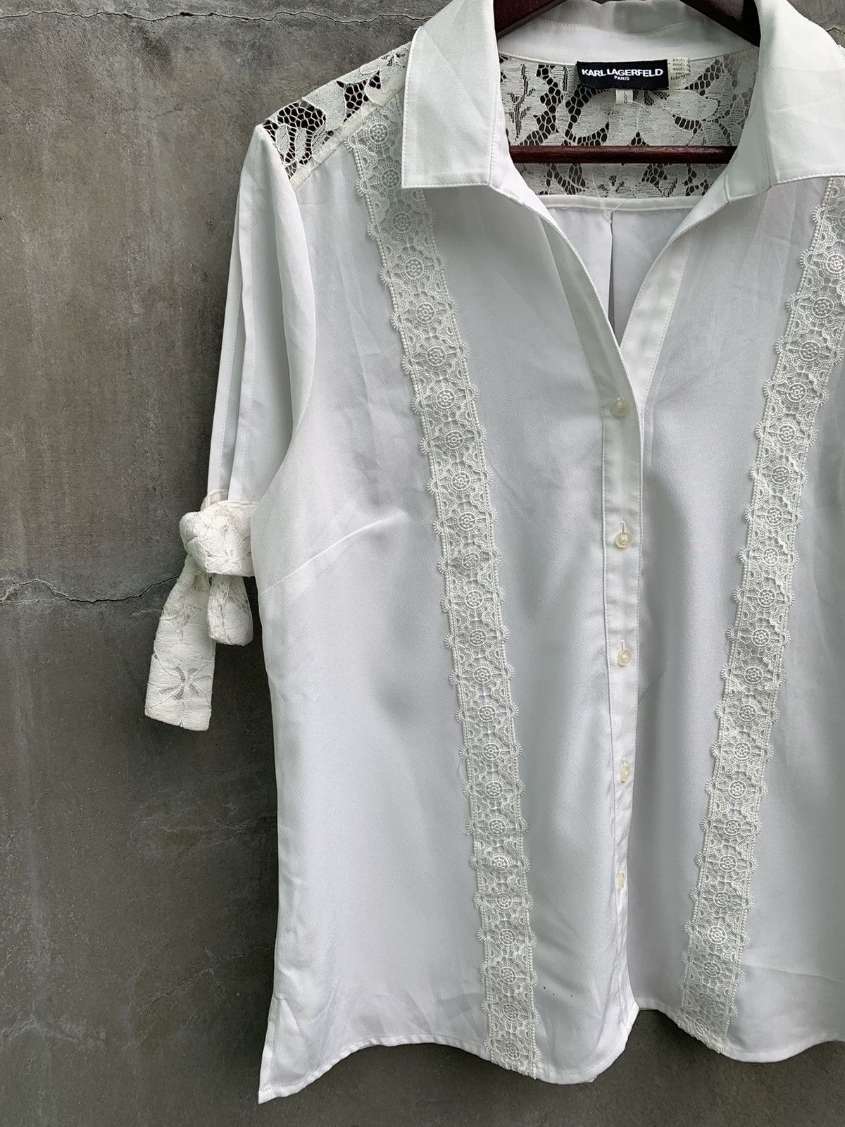 Karl Lagerfeld Flower Crochet Blouse Size L / US 10 / IT 46 - 2 Thumbnail