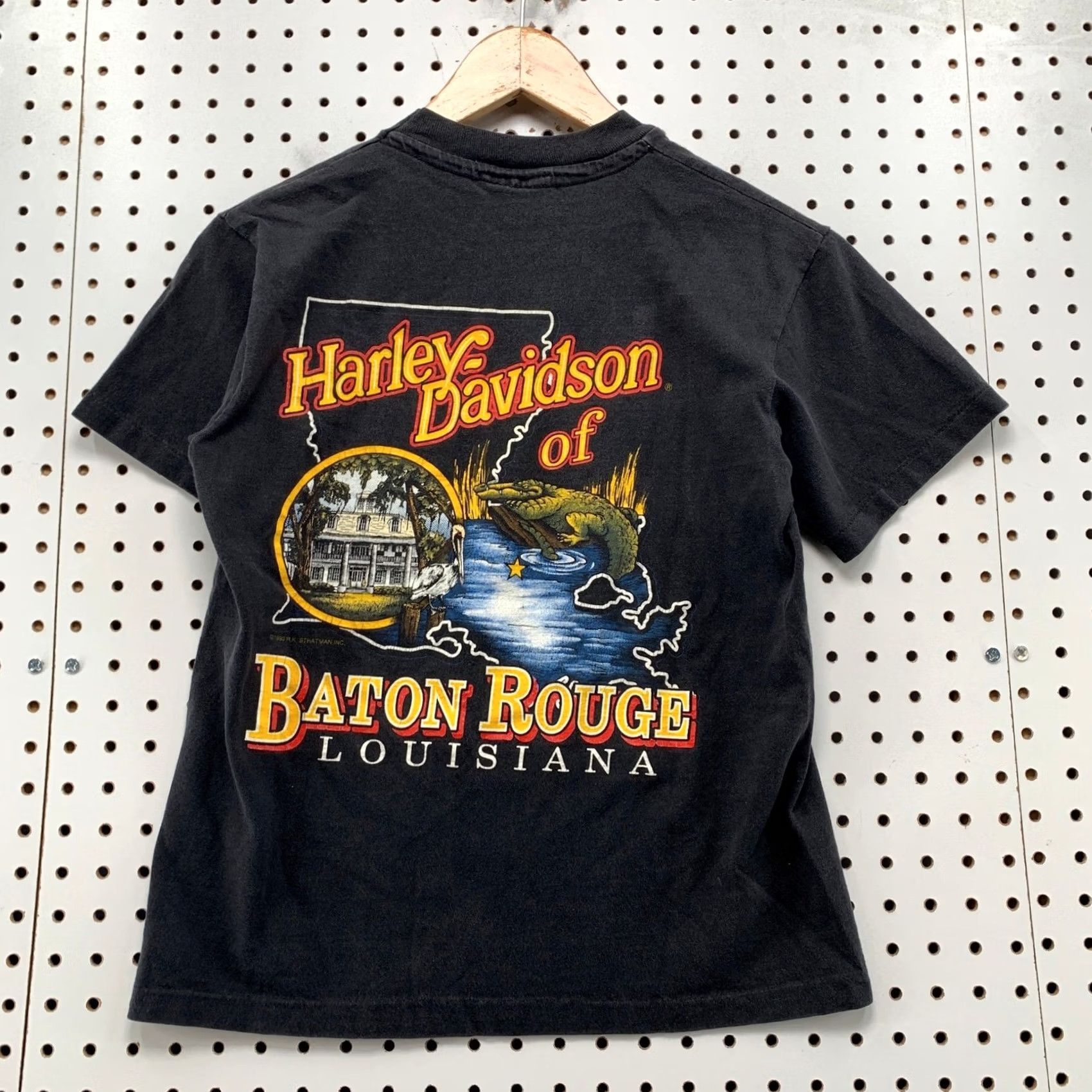 Harley Davidson VINTAGE Harley-Davidson Graphic T Shirt Women S Black 1993 Baton Rouge USA Harley-Davidson Graphic T Shirt Women S Black 1993 Baton Rouge USA Size S / US 4 / IT 40 - 3 Thumbnail