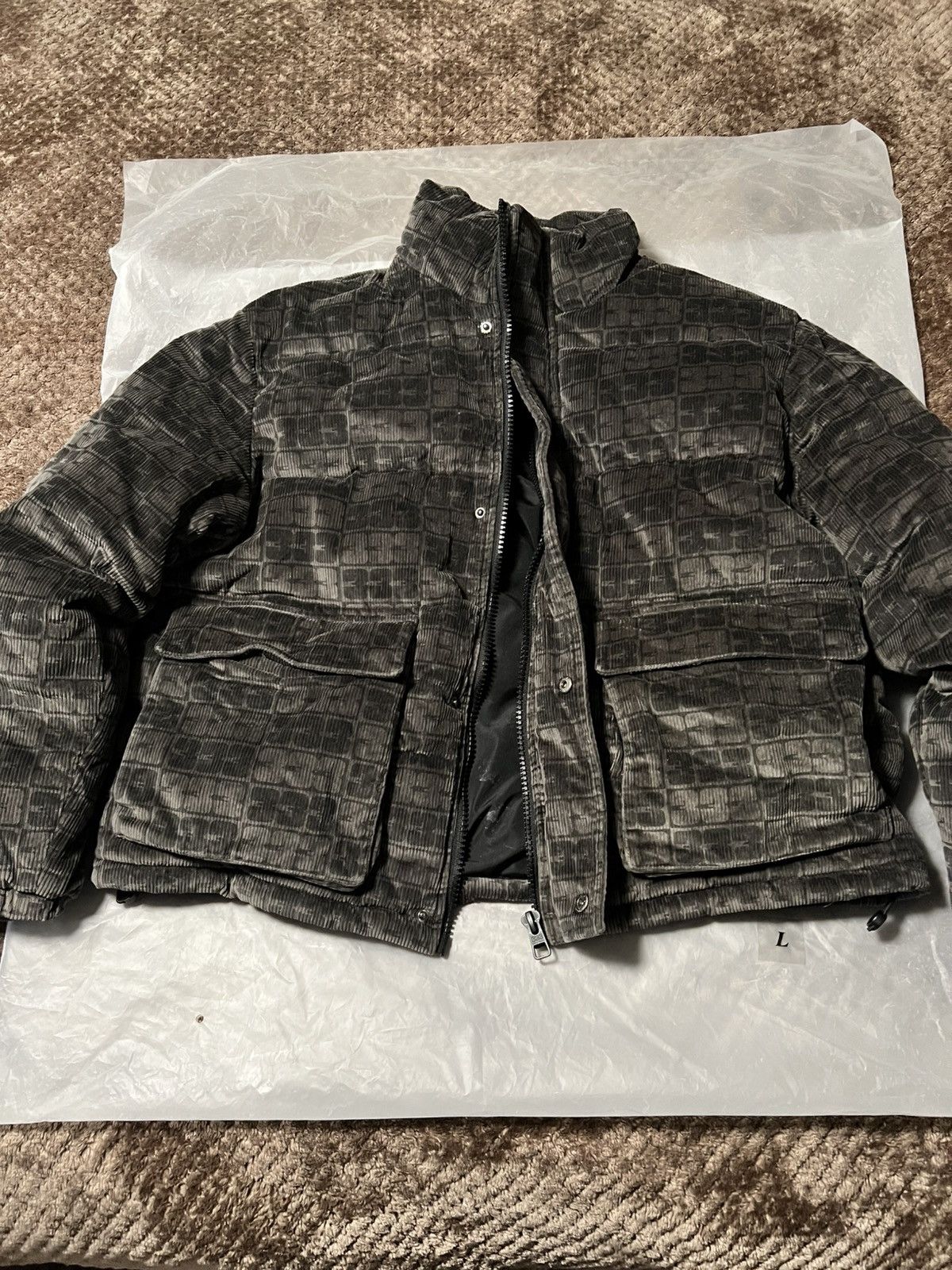 Half Evil HALF EVIL - 333 PUFFER (BLACK/GREY) LARGE Size US L / EU 52-54 / 3 - 1 Thumbnail