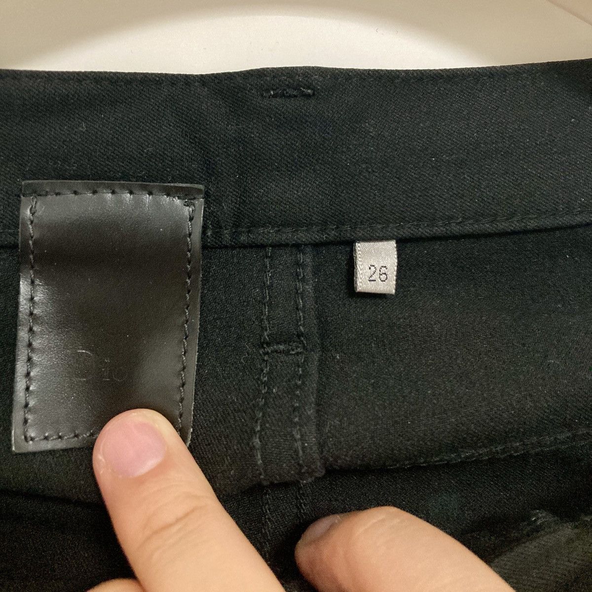 Dior DIOR HOMME BY HEDI SLIMANE 07SS W26 Super Slender Jeans Size US 26 / EU 42 - 12 Thumbnail