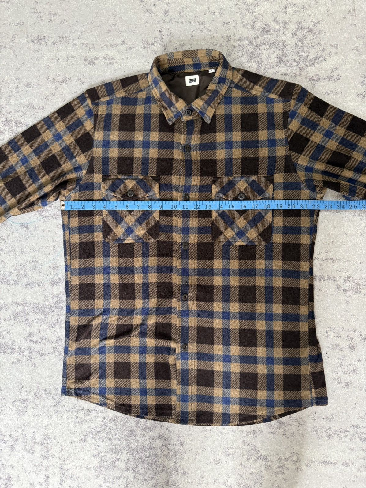 Uniqlo UNIQLO CHEKERED FLANNEL BUTTON UP SHIRT Size US L / EU 52-54 / 3 - 12 Thumbnail