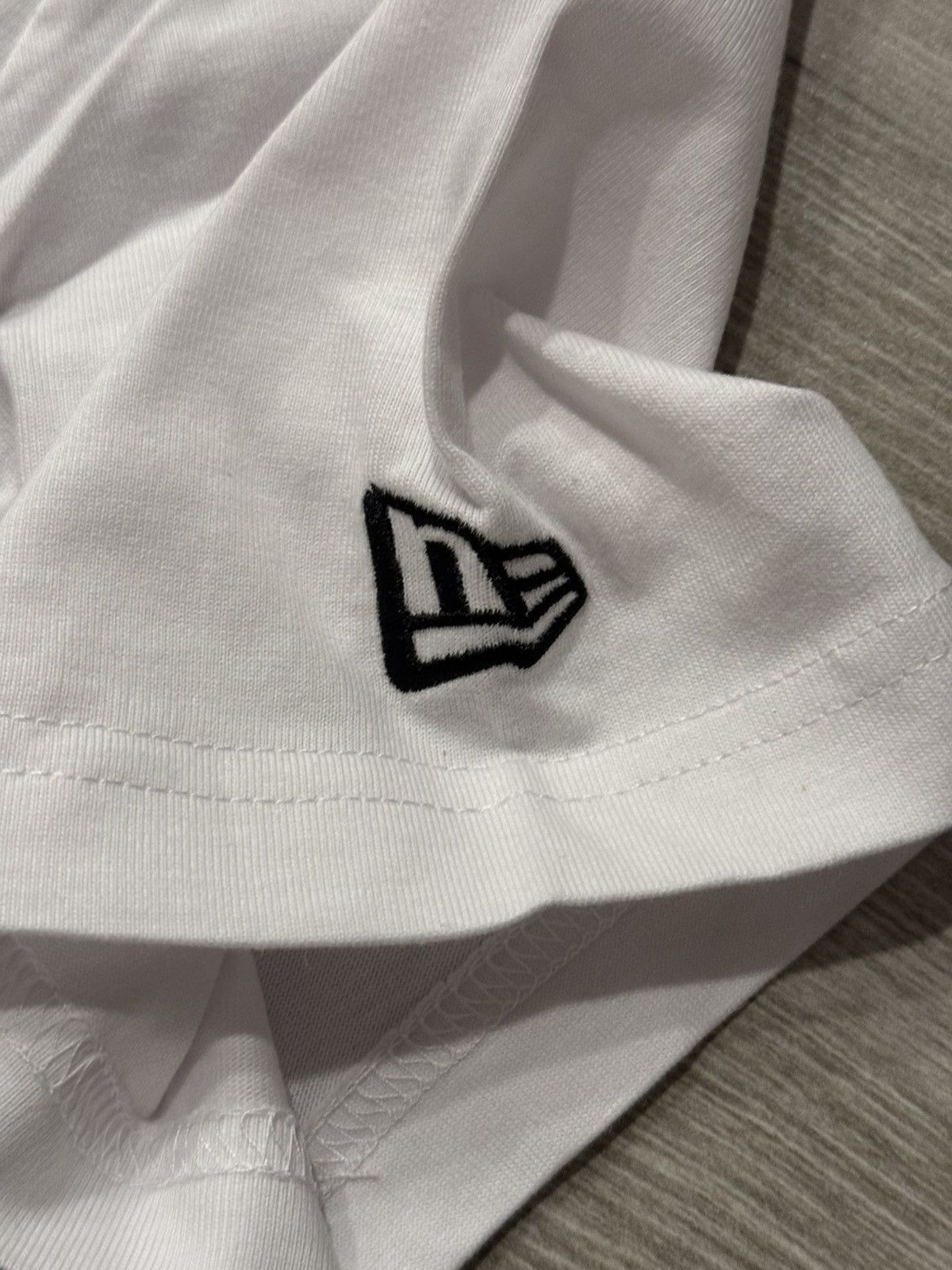 Born X Raised × NBA × New Era BORN X RAISED New Era Los Angeles Lakers LA Tee White Large Size US L / EU 52-54 / 3 - 3 Thumbnail