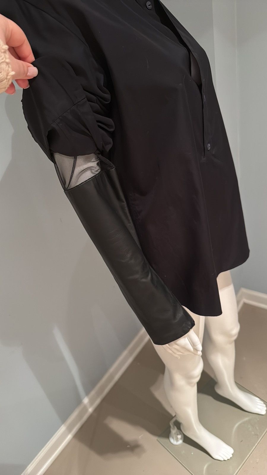 Christopher Kane Christopher Kane Womens Blouse Leather Lined Cuffs Size M / US 6-8 / IT 42-44 - 6 Thumbnail