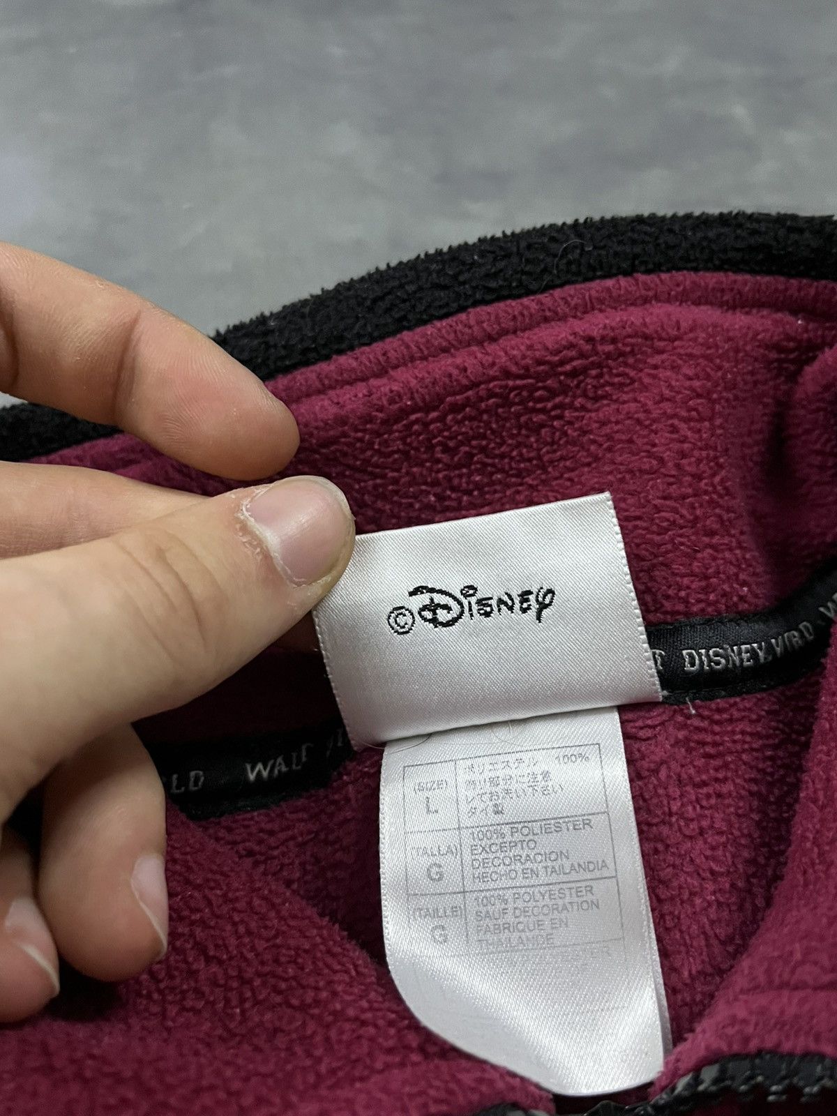 Disney Fleece Walt Disney vintage size L Size US L / EU 52-54 / 3 - 5 Thumbnail