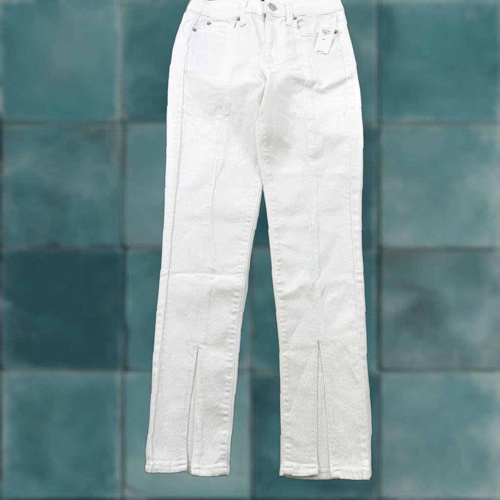 Gap Gap Jeans Womens 25 White True Skinny Ankle Slits NWT Size 42" / US 20 - 1 Thumbnail