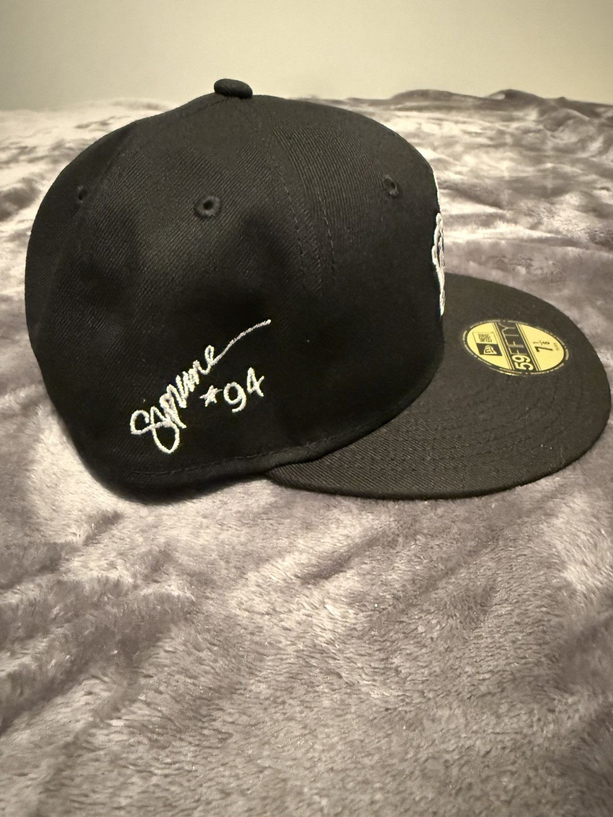 New Era × Supreme Supreme “King of New York” New Era 7 1/8