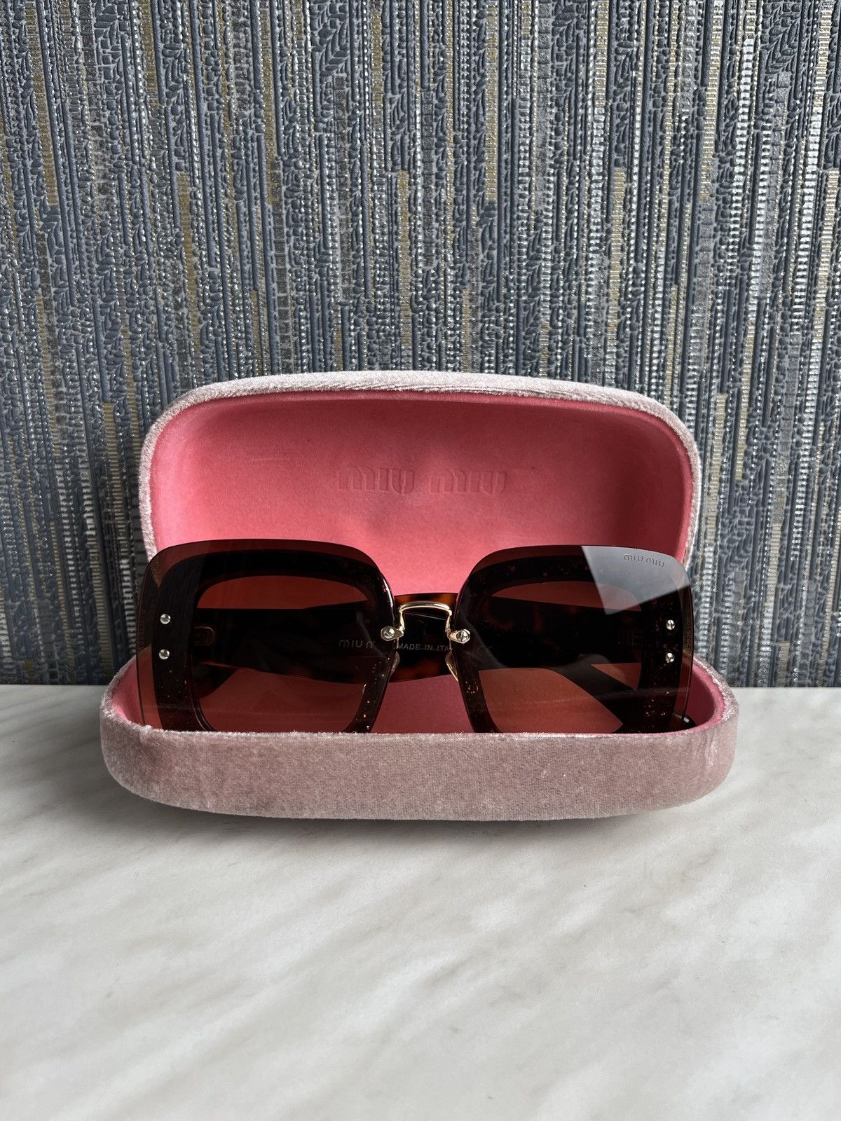 Miu Miu Miu Miu SMU 01R Reveal Sunglasses (Y0318) Size ONE SIZE - 2 Thumbnail