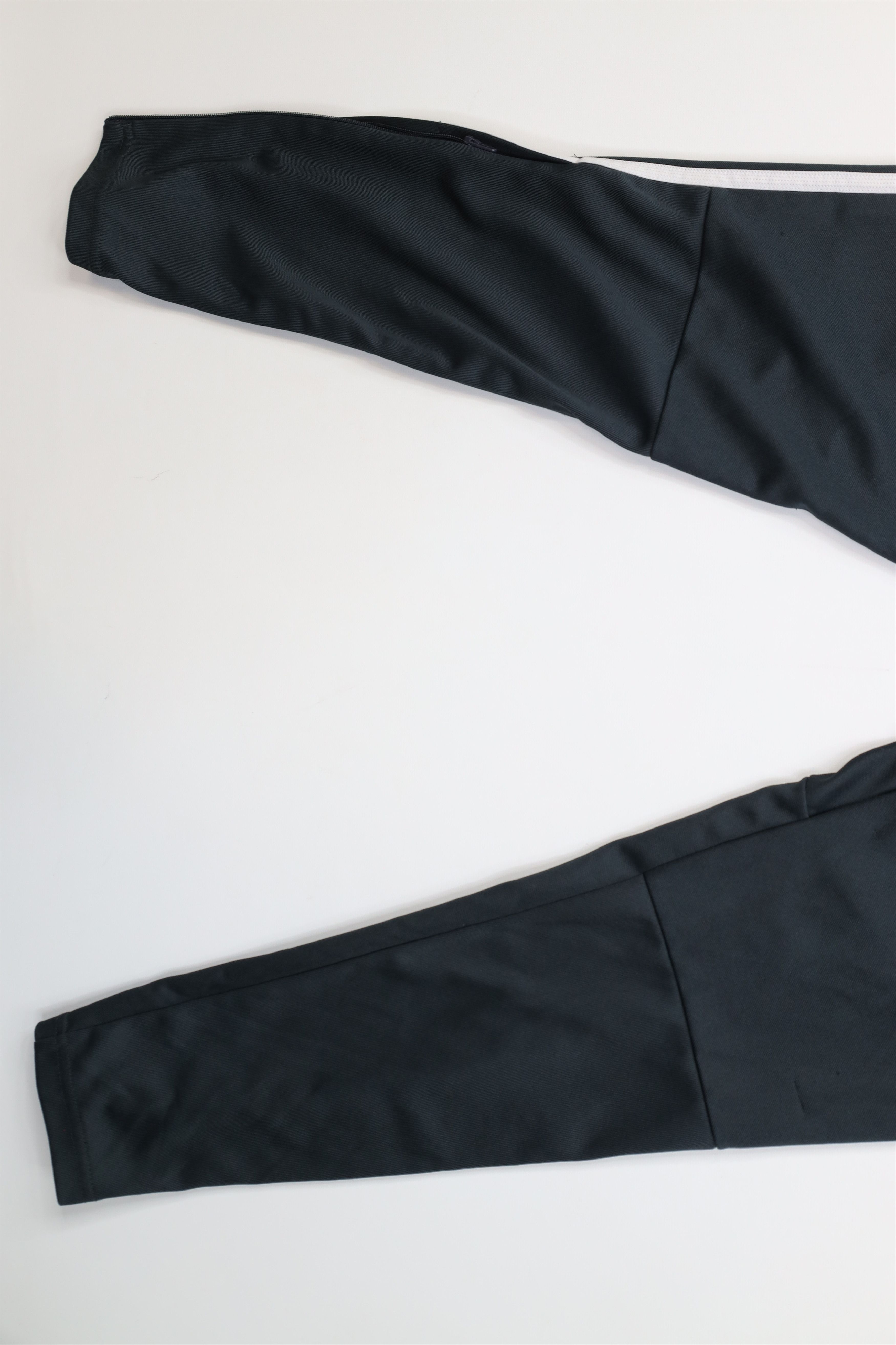 Adidas Vintage Y2K Adidas Tapered Leg Running Soccer Warm Up Pants Size US 32 / EU 48 - 13 Thumbnail
