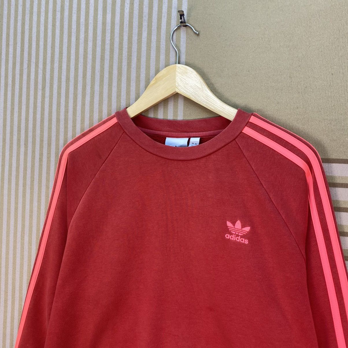 Adidas 🫶Y2k adidas Crewneck 3 stripe Trefoils Logo Sweatshirt Size US M / EU 48-50 / 2 - 3 Thumbnail