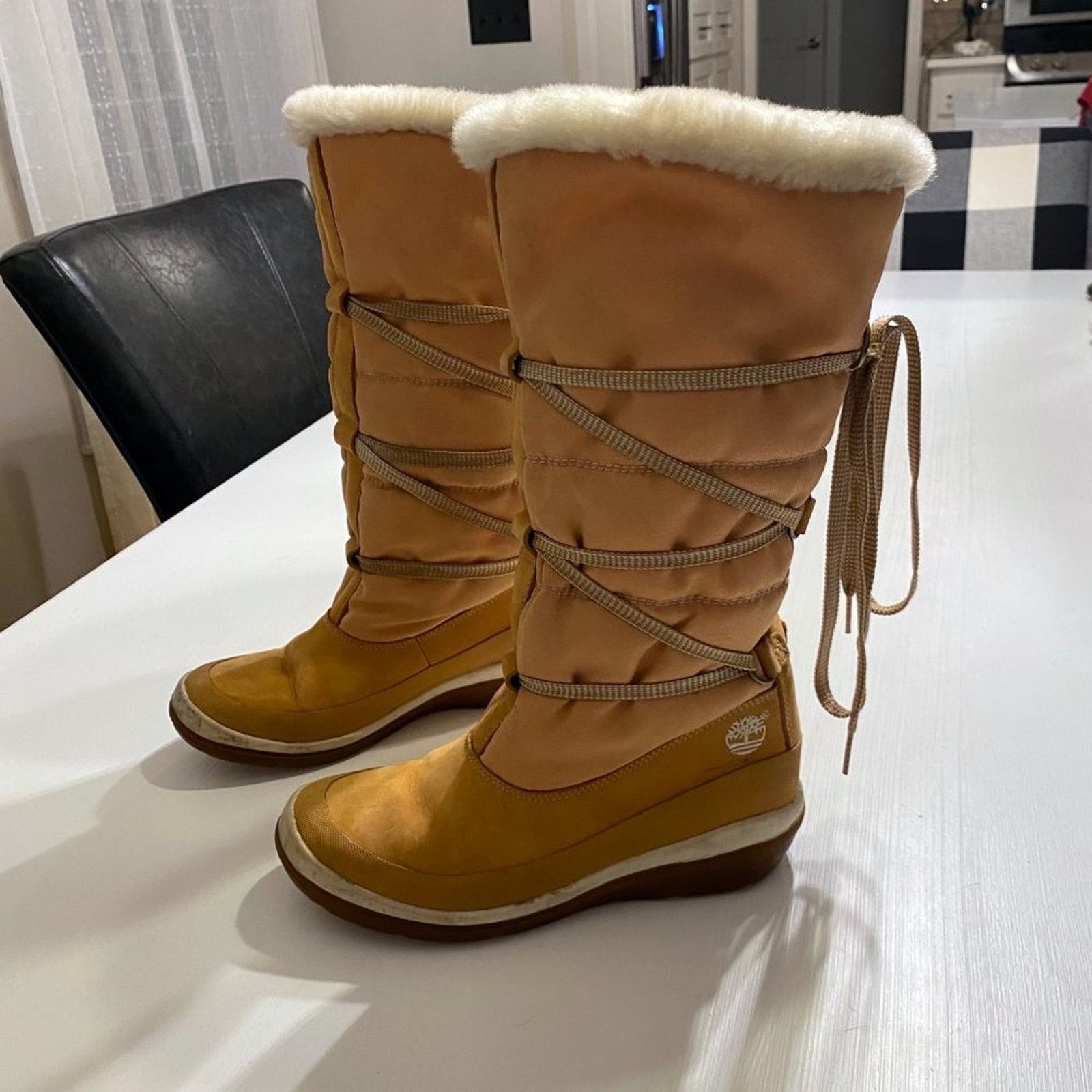 Timberland Timberland Shearling Lined Winter Boots Mid Calf Cozy Size 6 Size US 6 / IT 36 - 2 Thumbnail