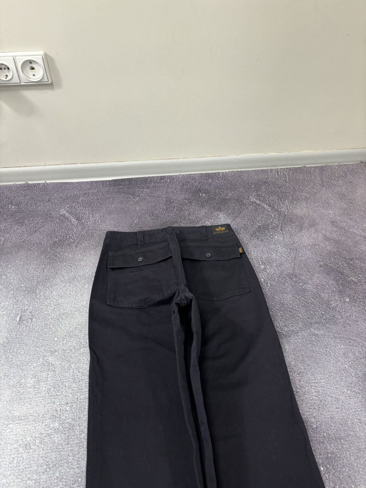 Alpha Industries Vintage Alpha Industries Men’s Navy Military Pants Trousers Size US 28 / EU 44 - 13 Thumbnail