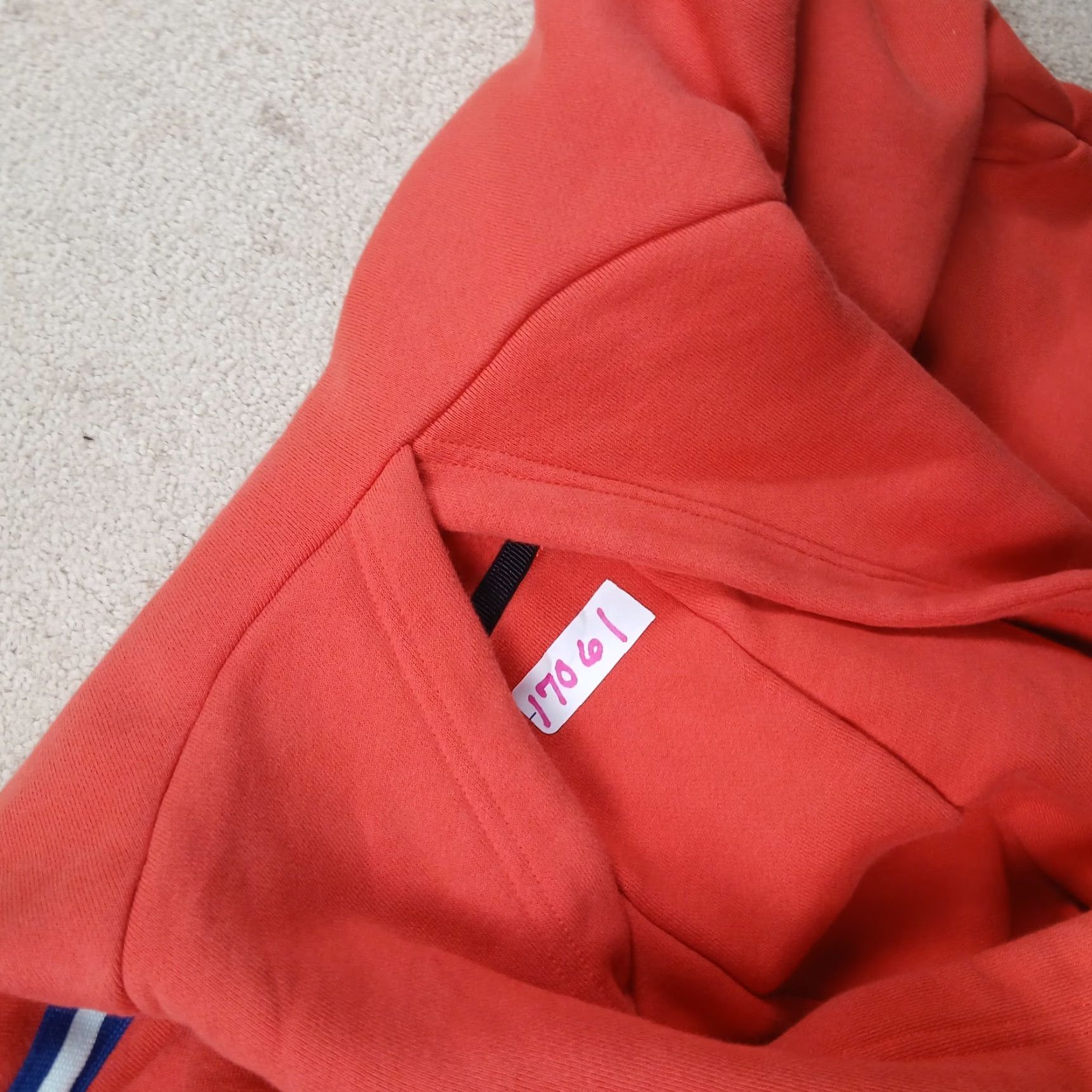 Jordan Brand VINTAGE Jordan Hoodie Sweatshirt Mens Small Red Fuchsia Patch Shirt Mens Small Red Fuchsia Patch Size US S / EU 44-46 / 1 - 8 Thumbnail