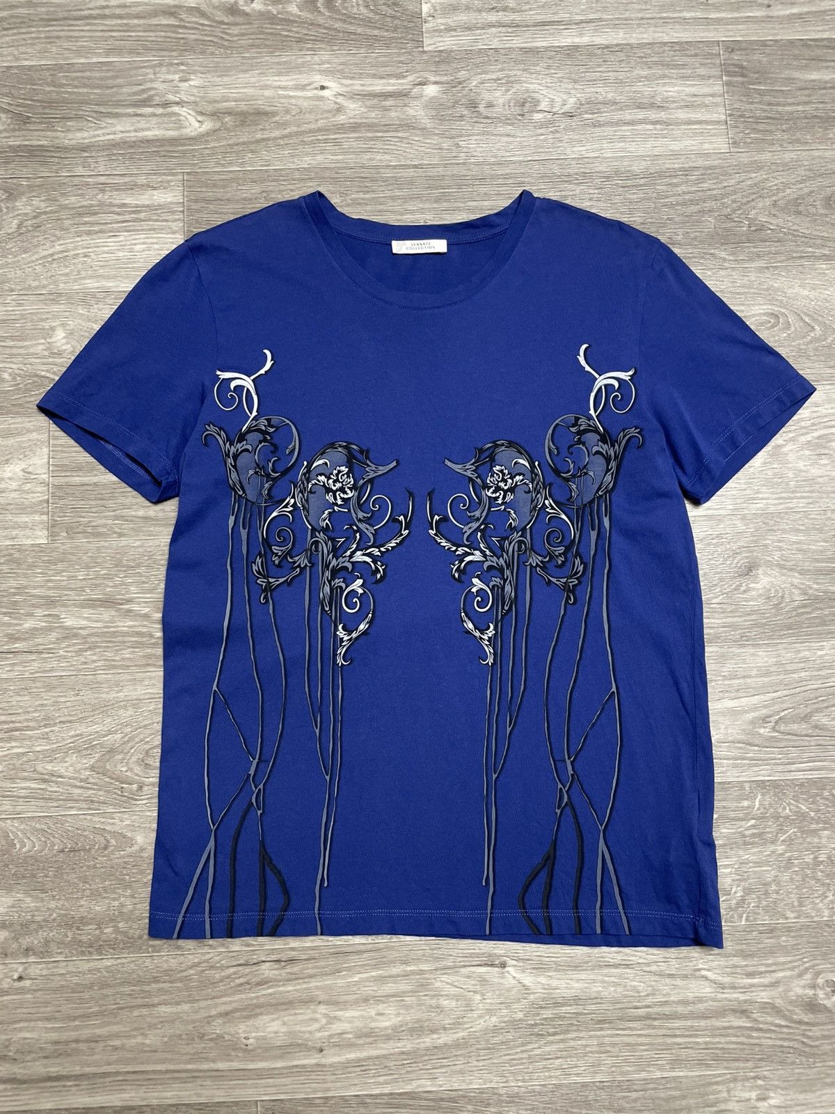 Versace Versace Collection Baroque Graphic Print Blue T-Shirt Size US XXL / EU 58 / 5 - 1 Thumbnail