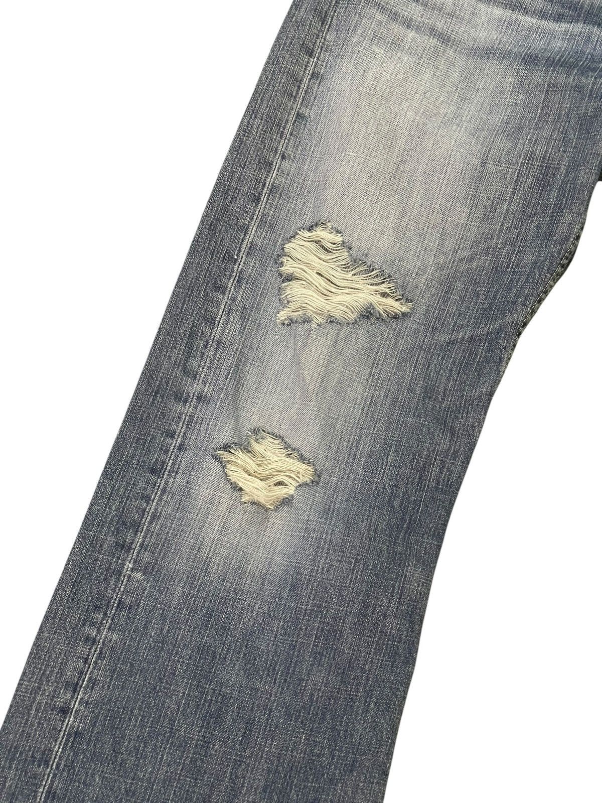 Lee Flare Jeans Lee Europe Faded Distress Boot Cut 2🟦3 Size US 33 - 6 Thumbnail