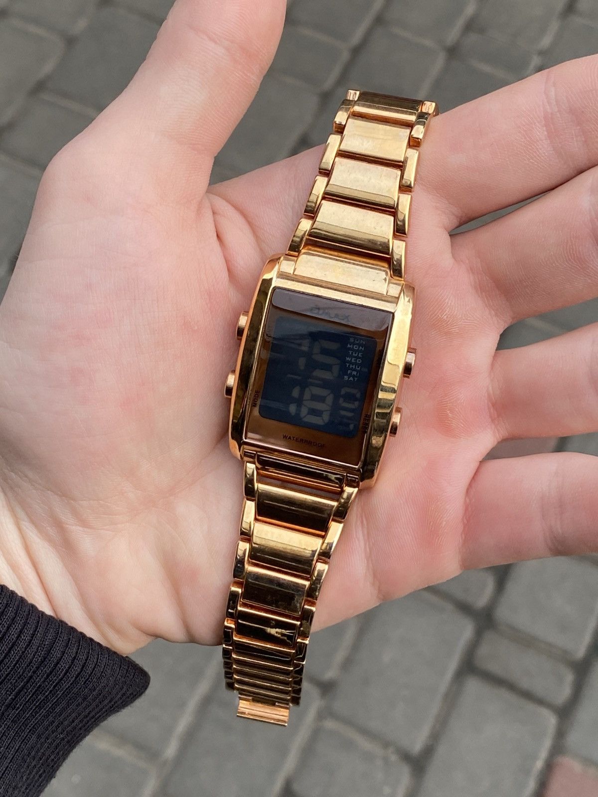 Japanese Brand VINTAGE OMAX Digital Gold Tone D0002 Retro Y2K 90s Size ONE SIZE - 7 Thumbnail